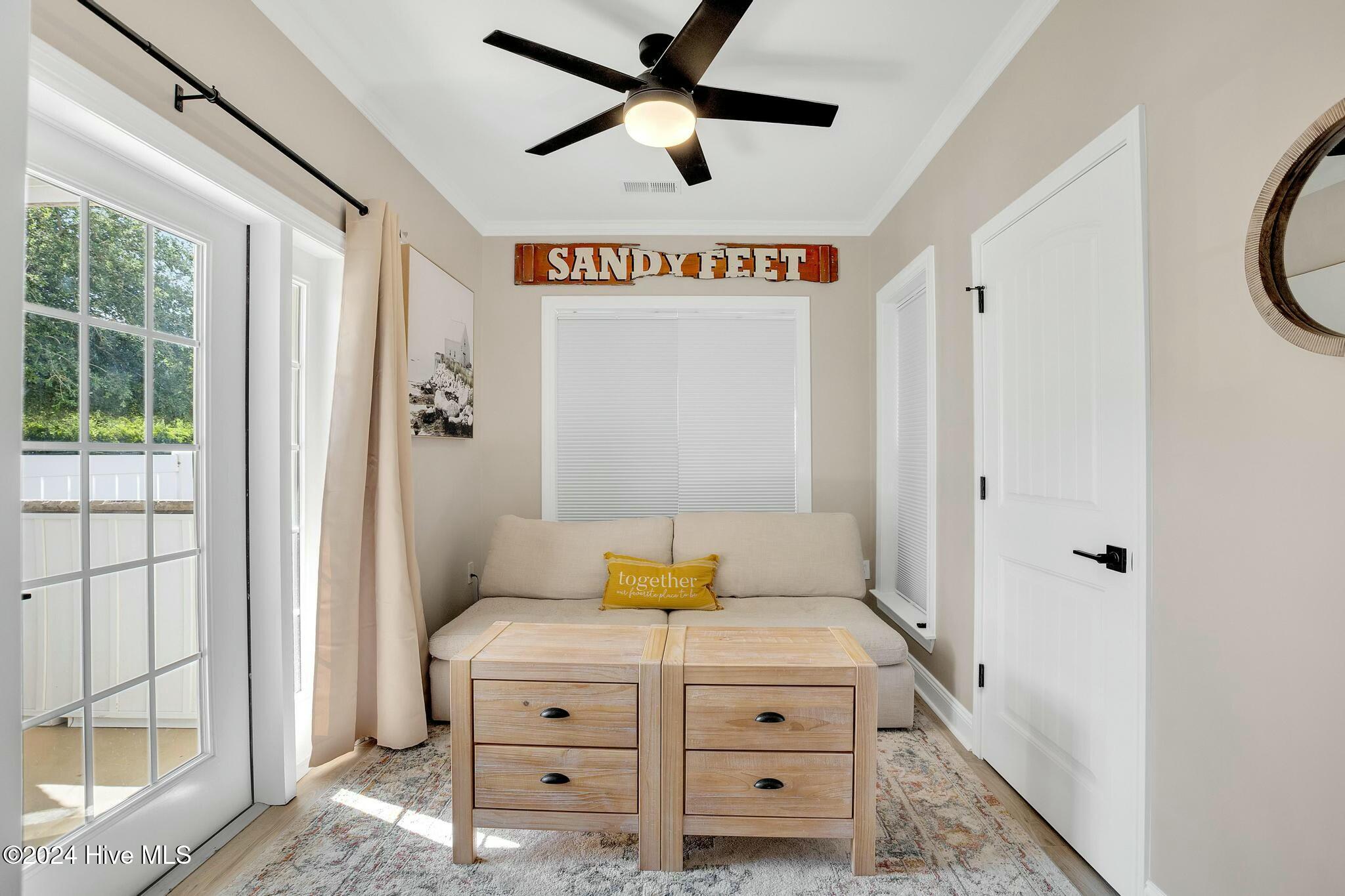 100 Gateway Condos Drive, 110