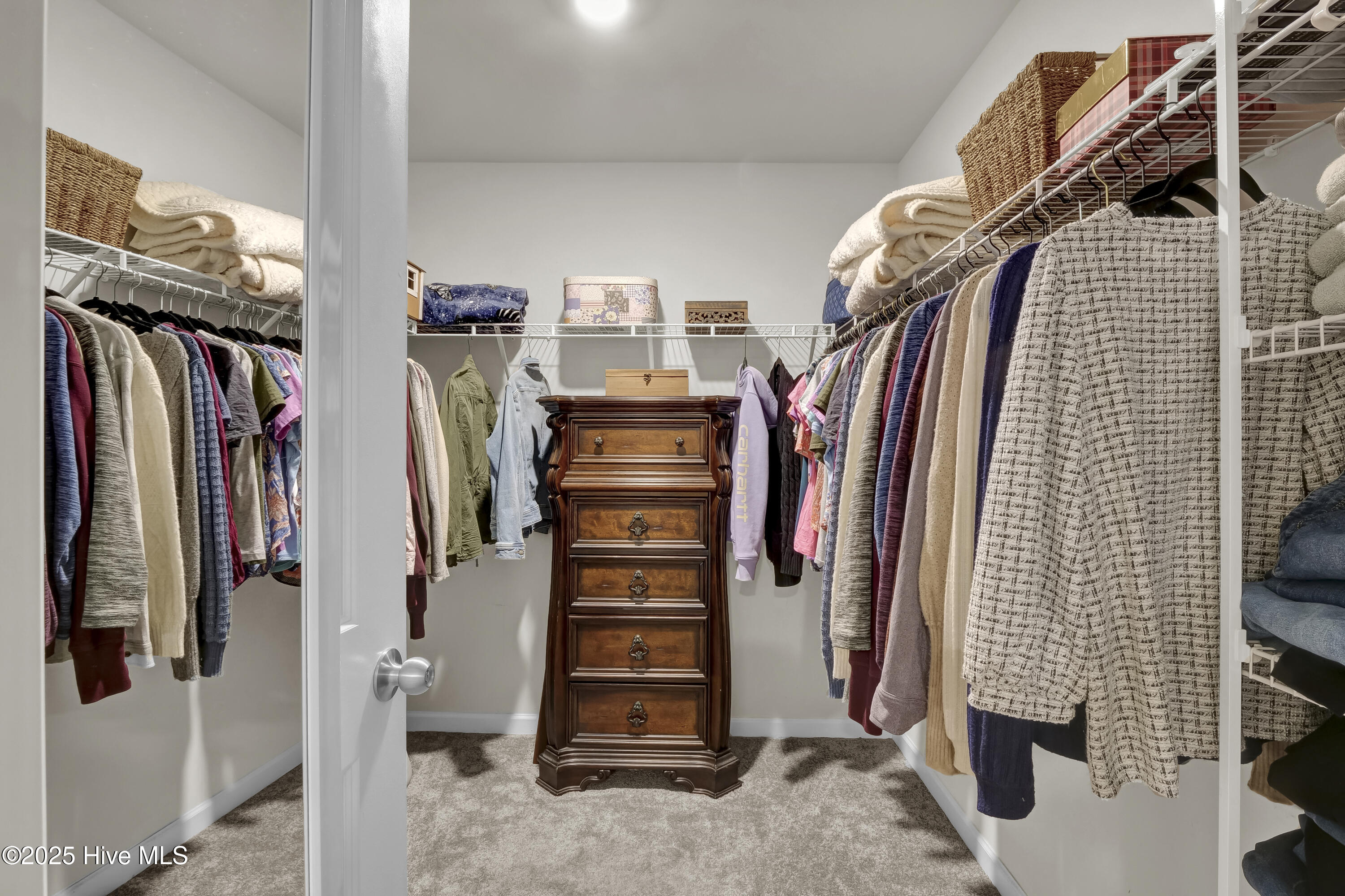 9128 Oak Grove Court NE