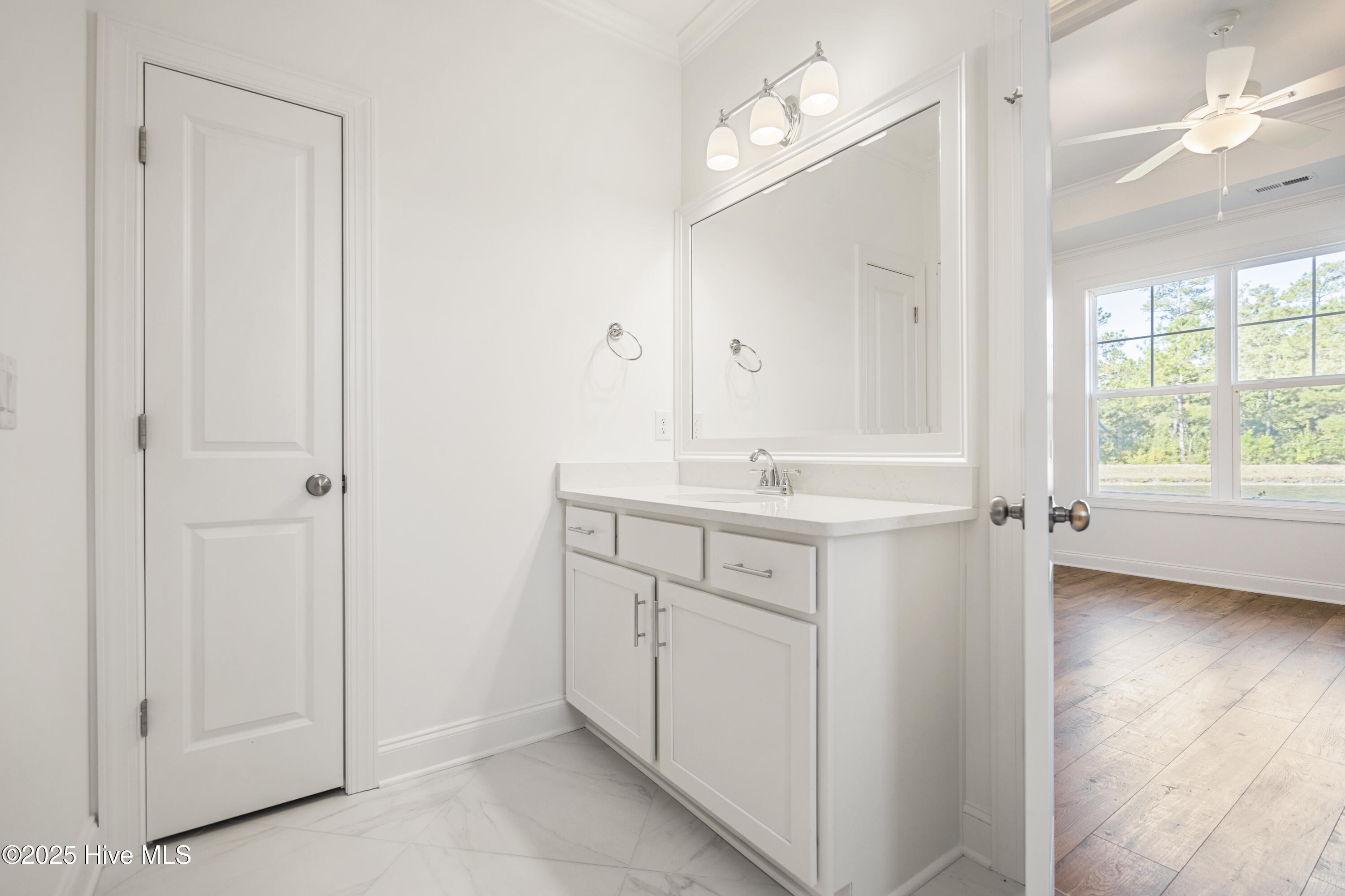 1166 Turnata Drive SE