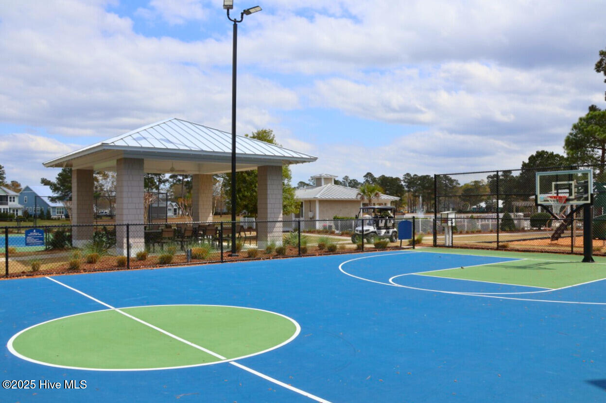 9319 250 Fallen Pear Lane NE