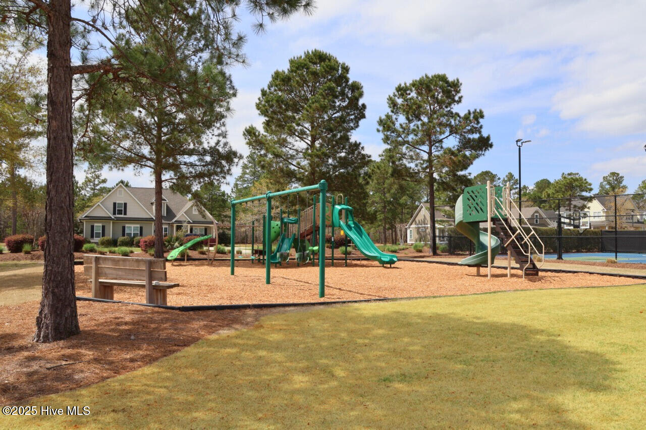 9319 250 Fallen Pear Lane NE