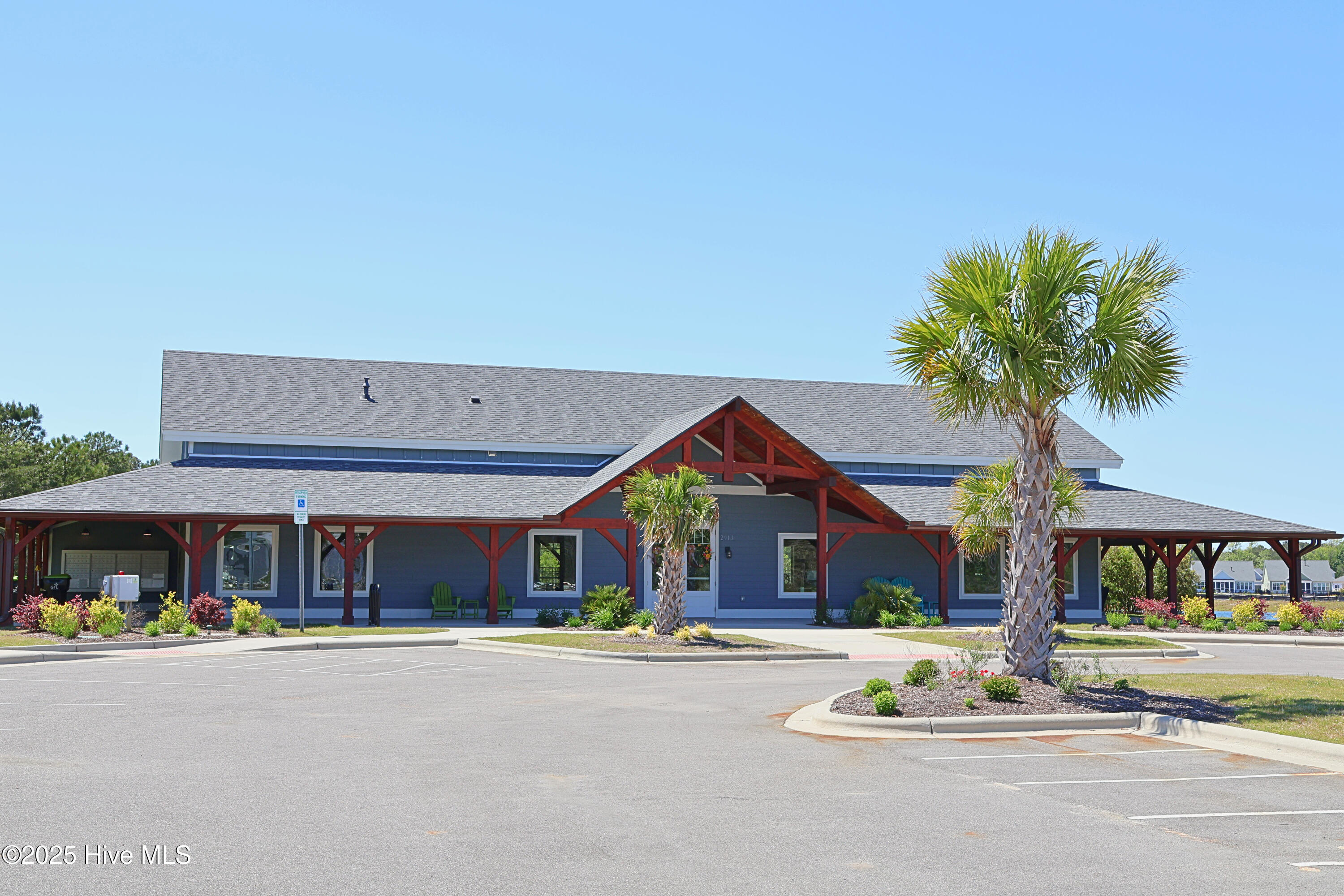 3347 Island Lakes Drive