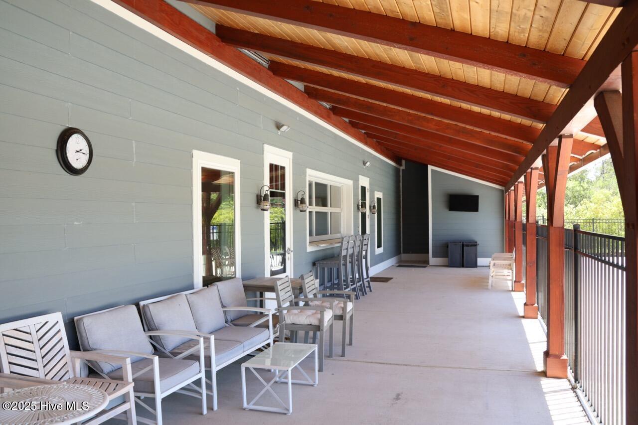 3347 Island Lakes Drive