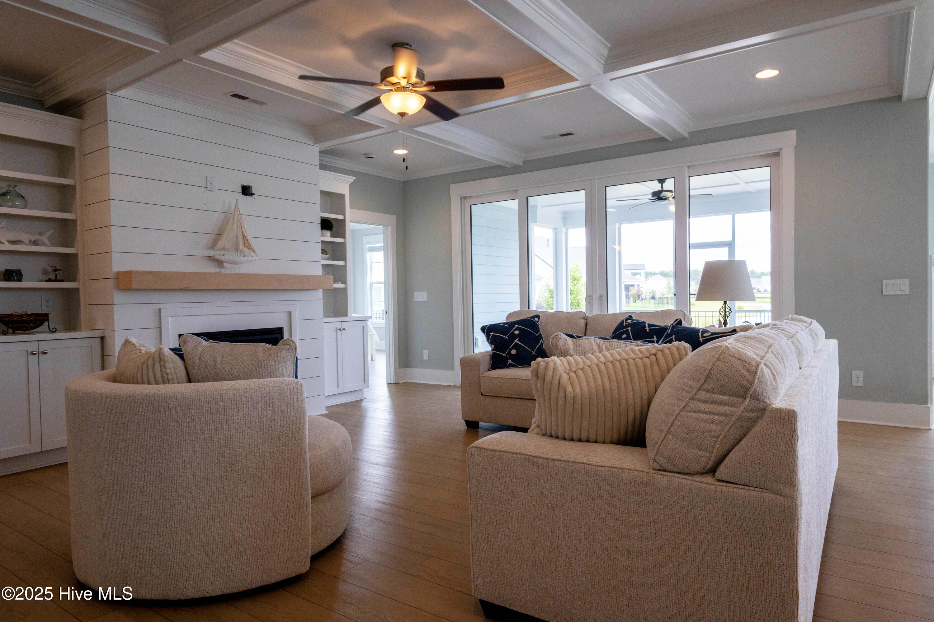 3347 Island Lakes Drive