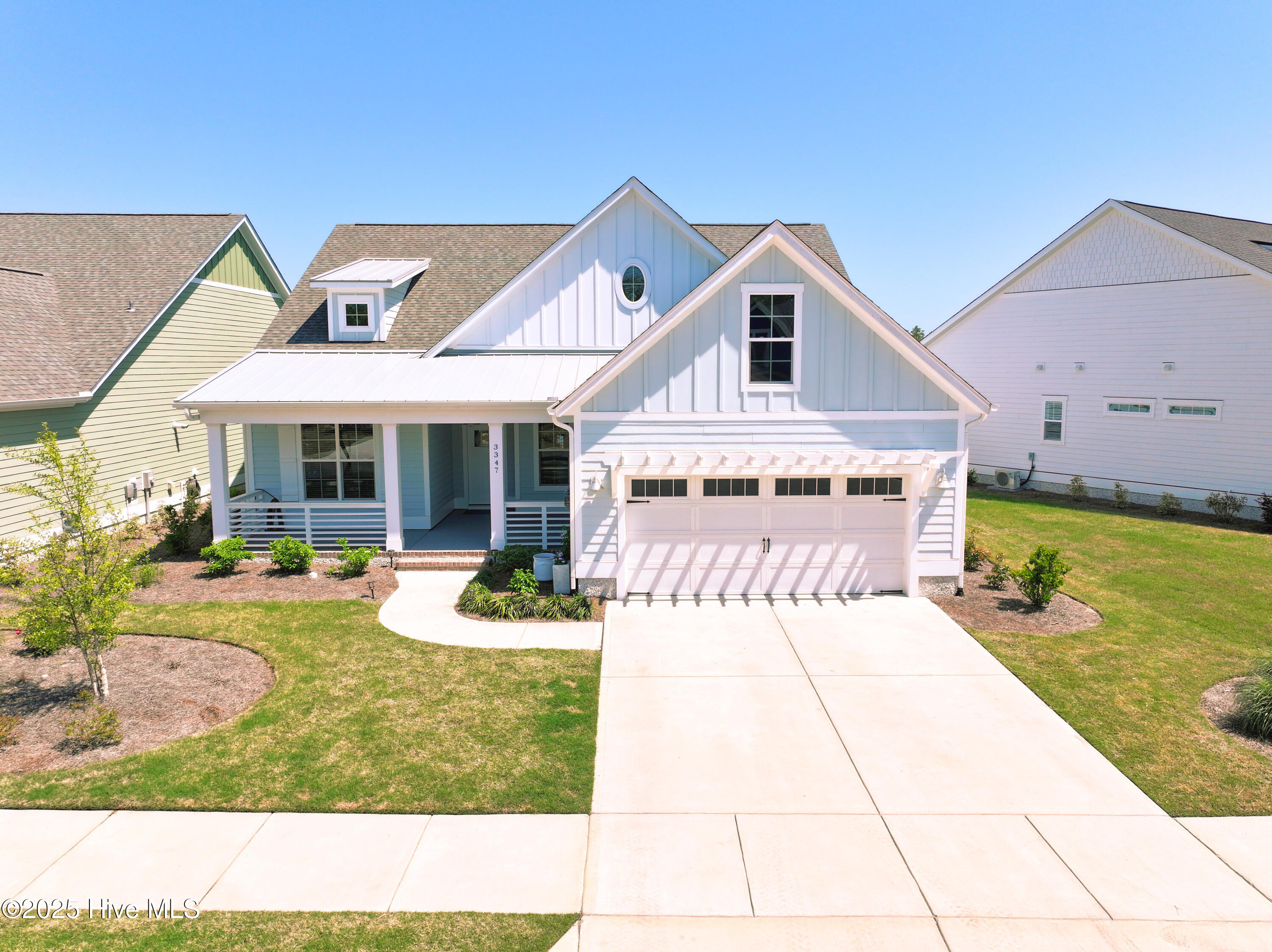 3347 Island Lakes Drive