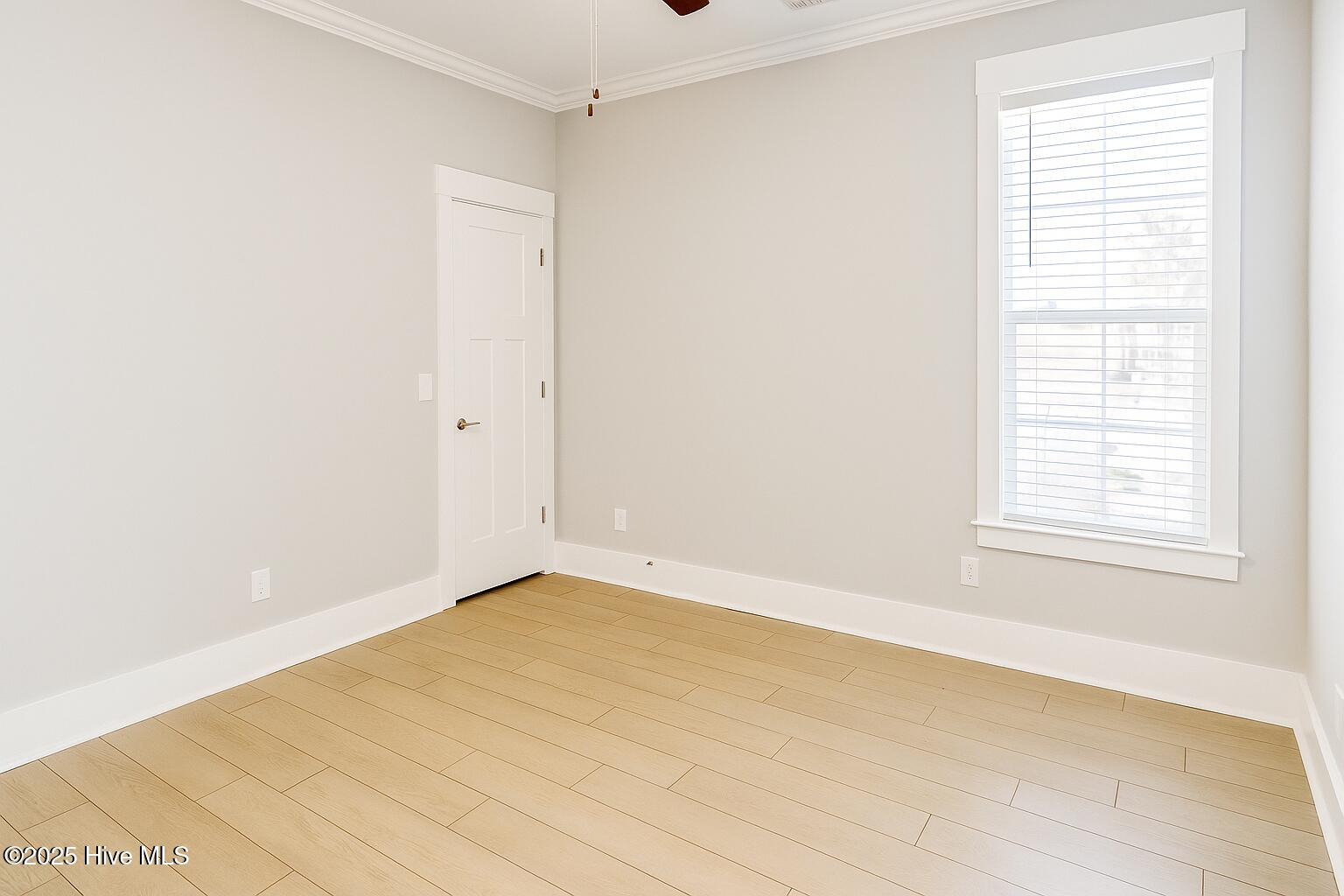 3347 Island Lakes Drive