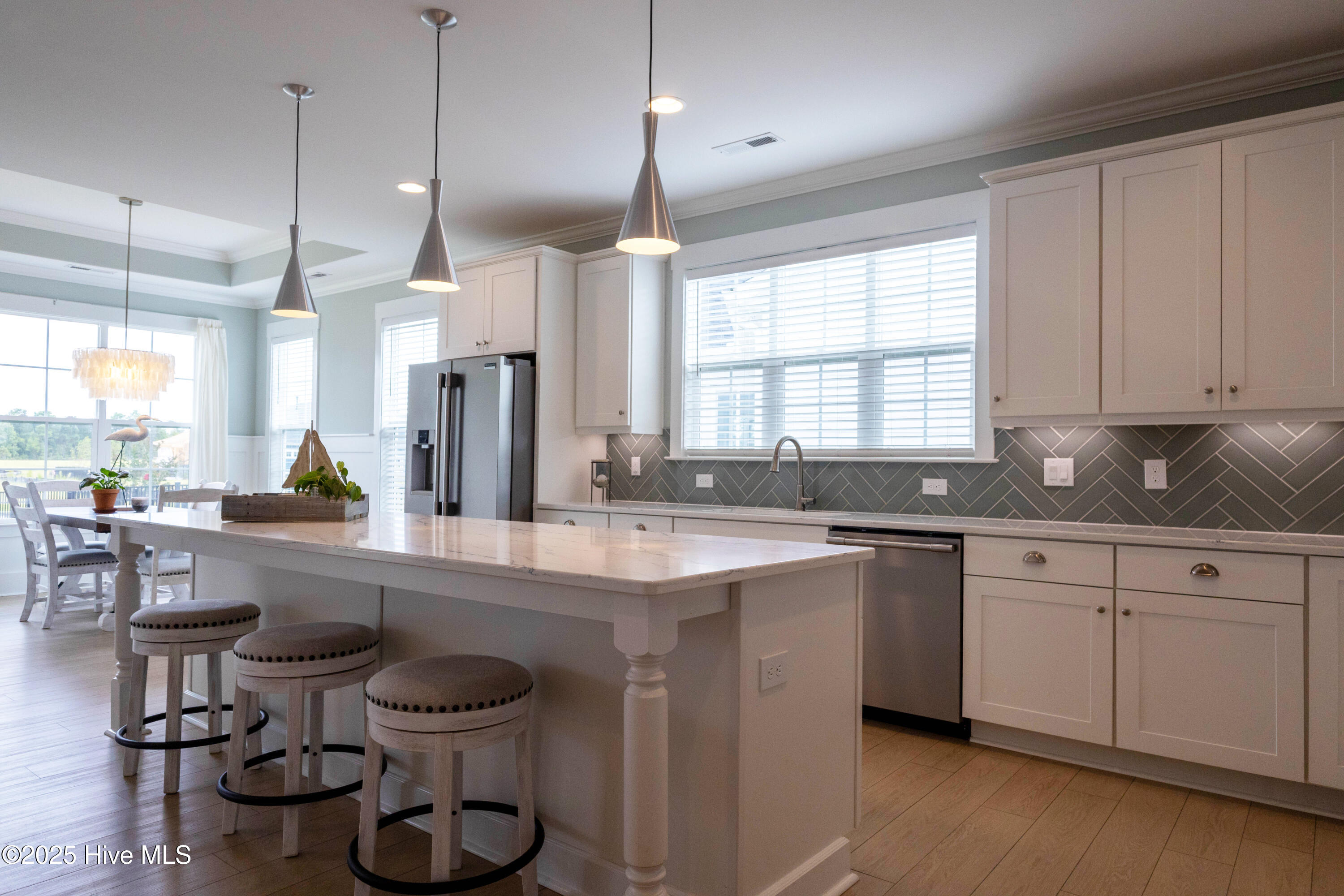 3347 Island Lakes Drive