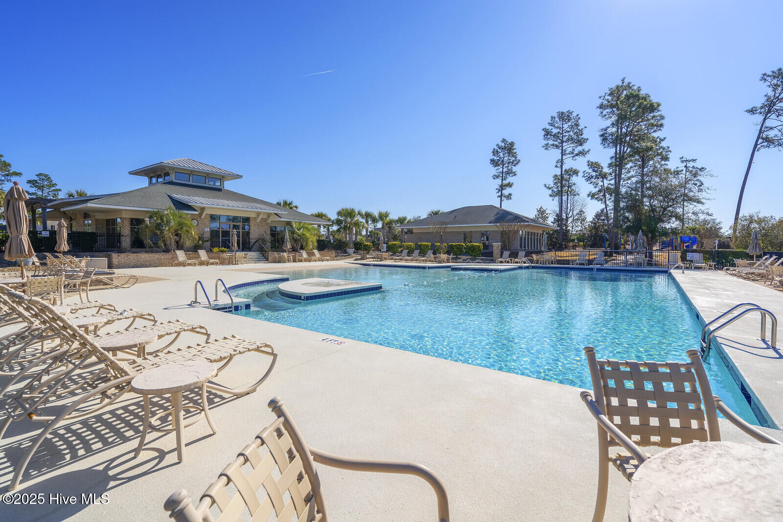 1250 Formosa Drive SE, 84