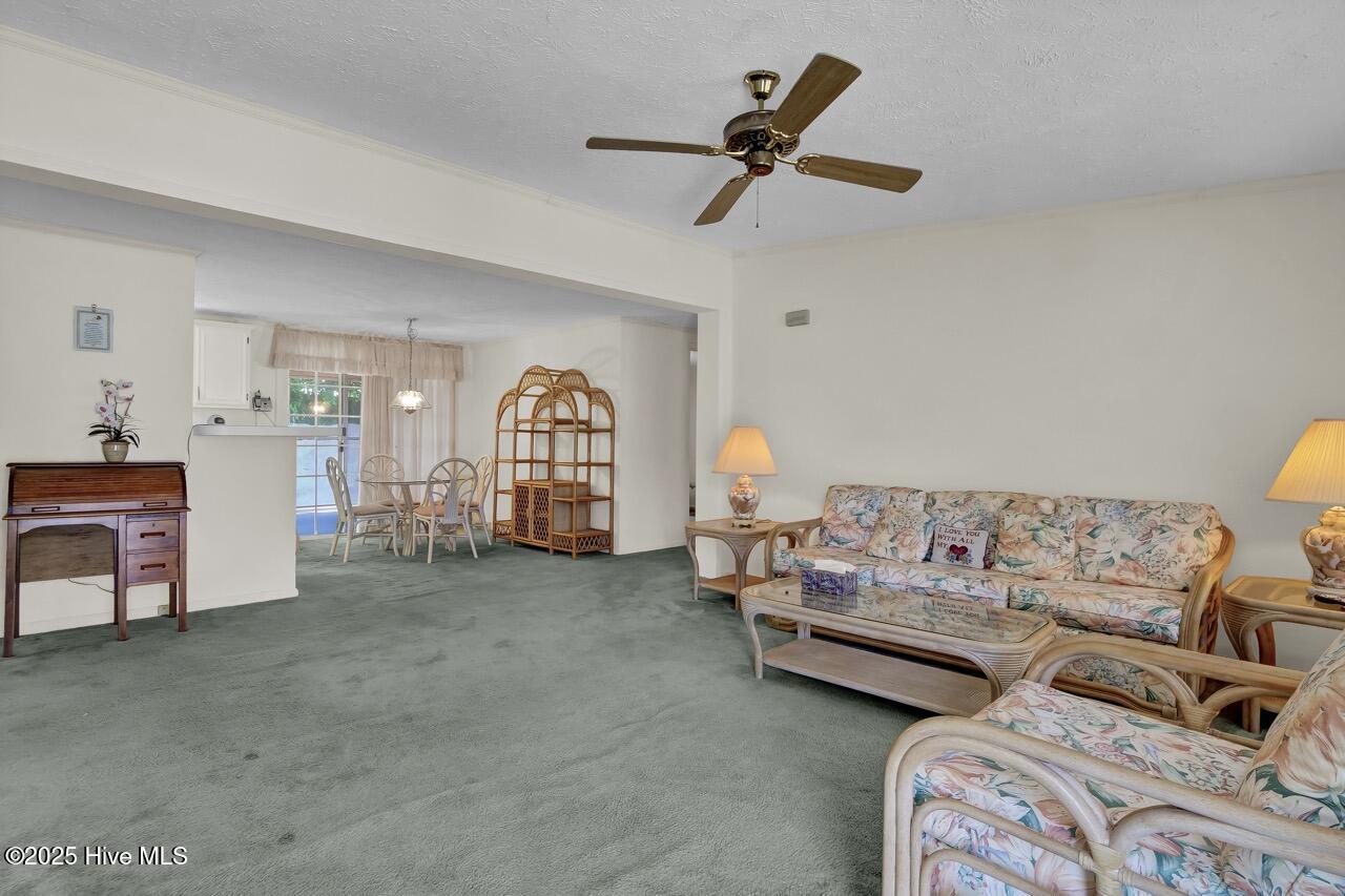 700 Capeside Drive