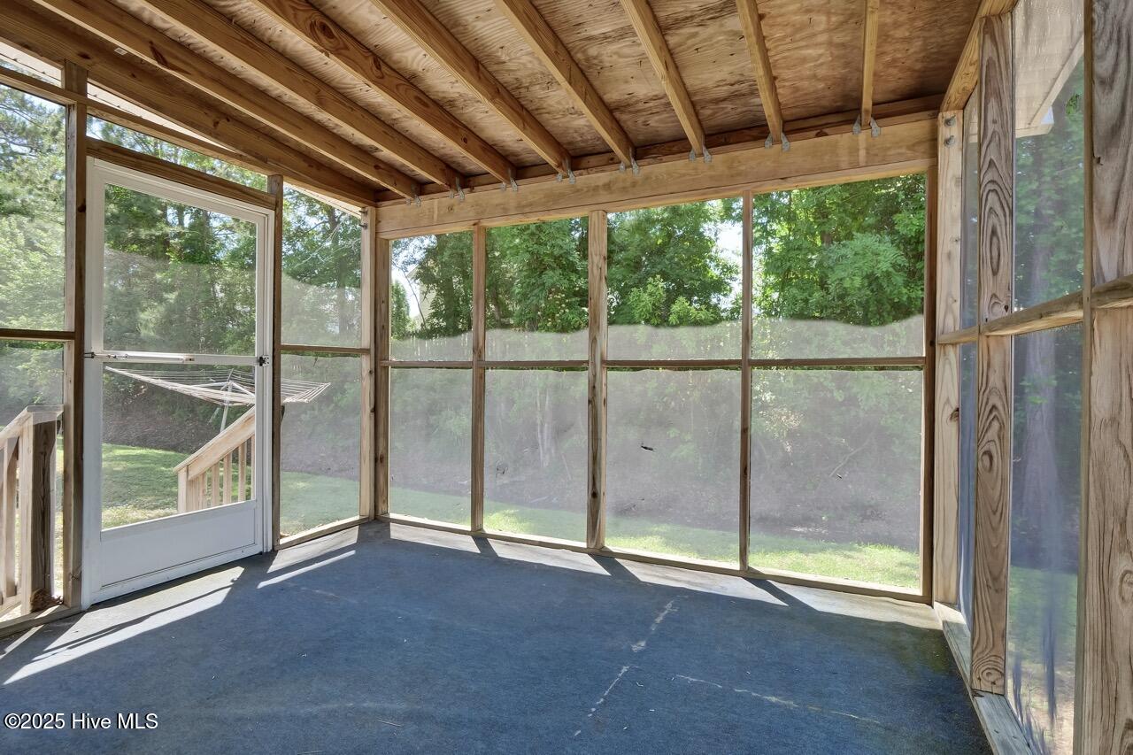700 Capeside Drive