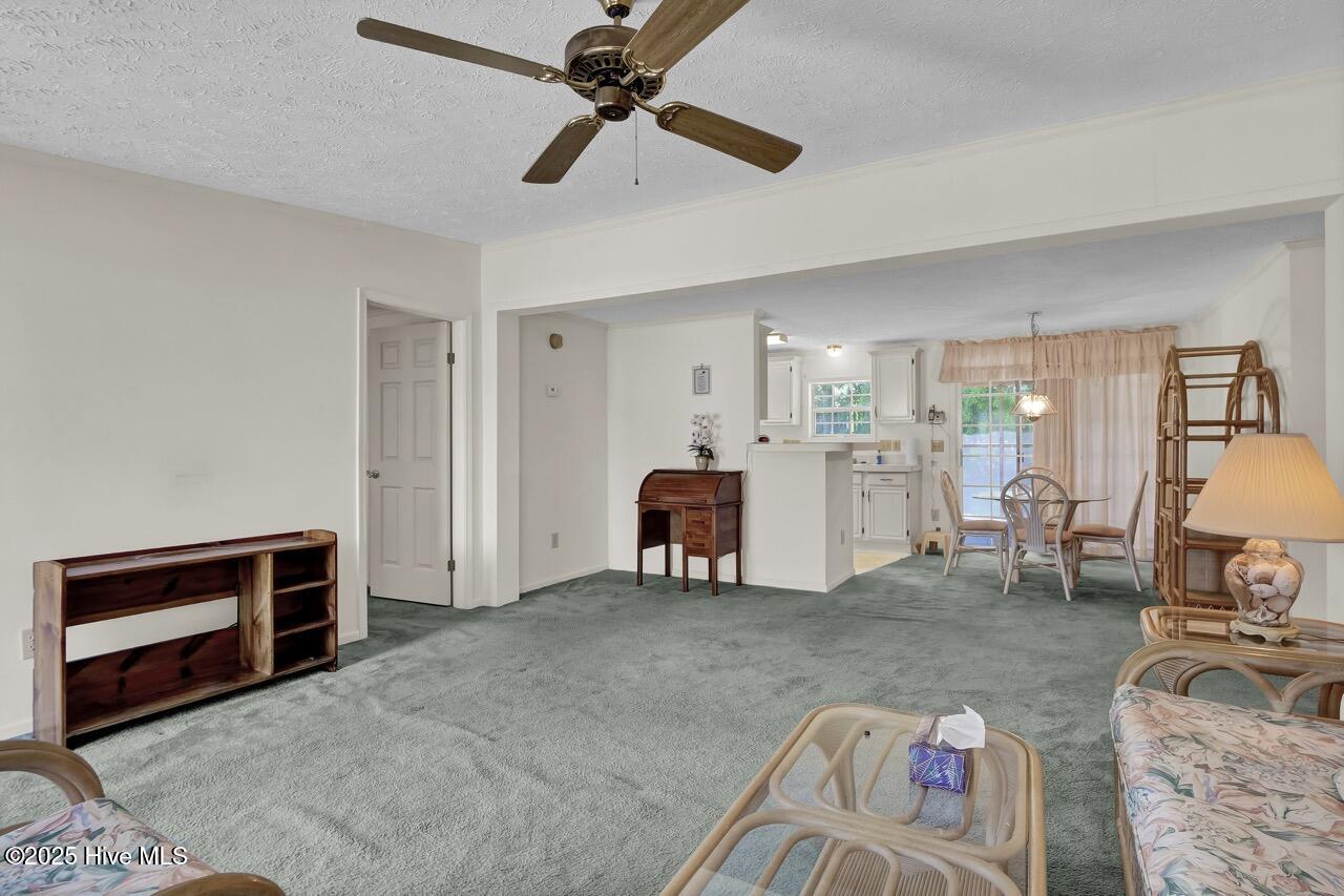 700 Capeside Drive