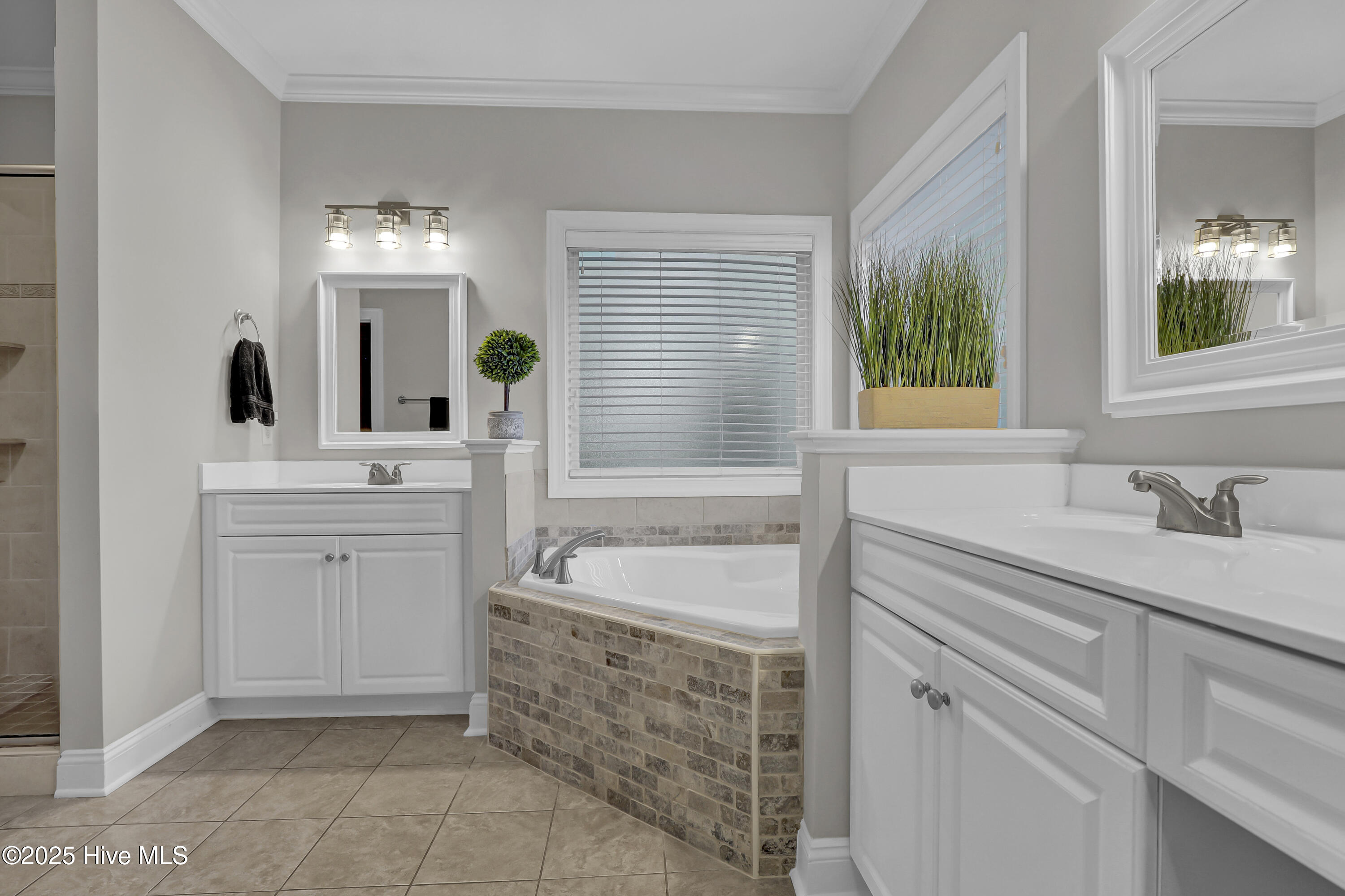 8130 Porters Crossing Way