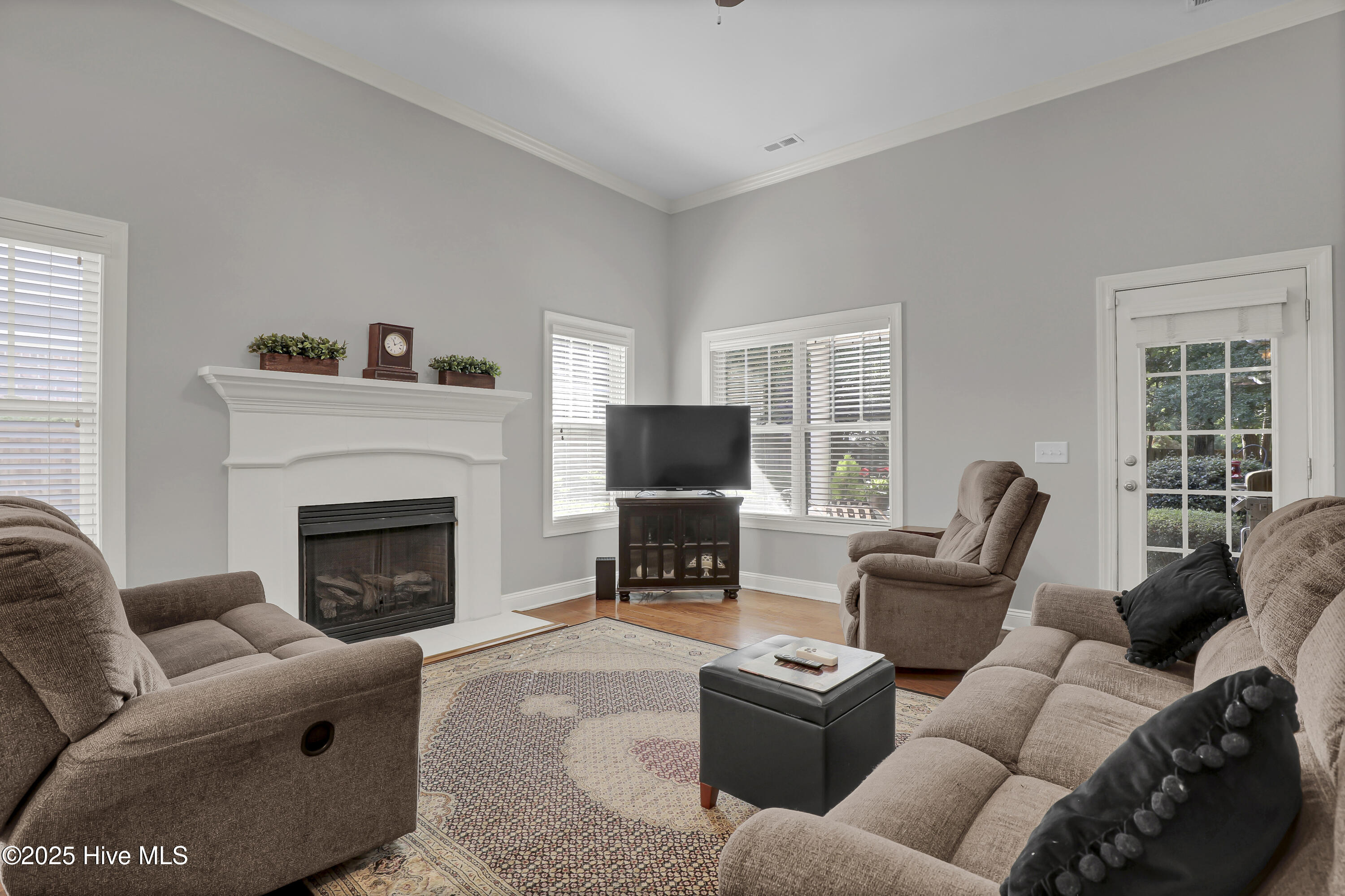 8130 Porters Crossing Way