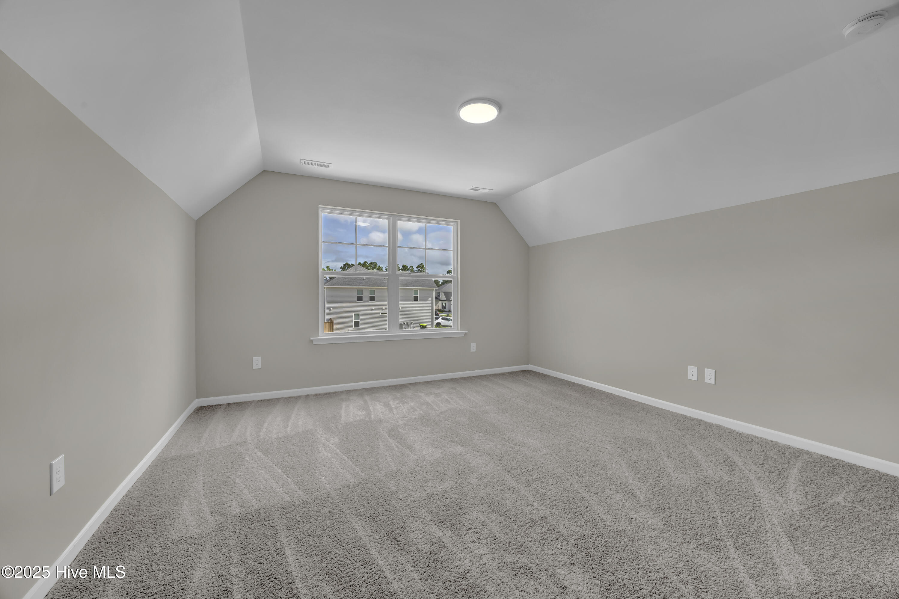 1053 Setting Sun Boulevard NE