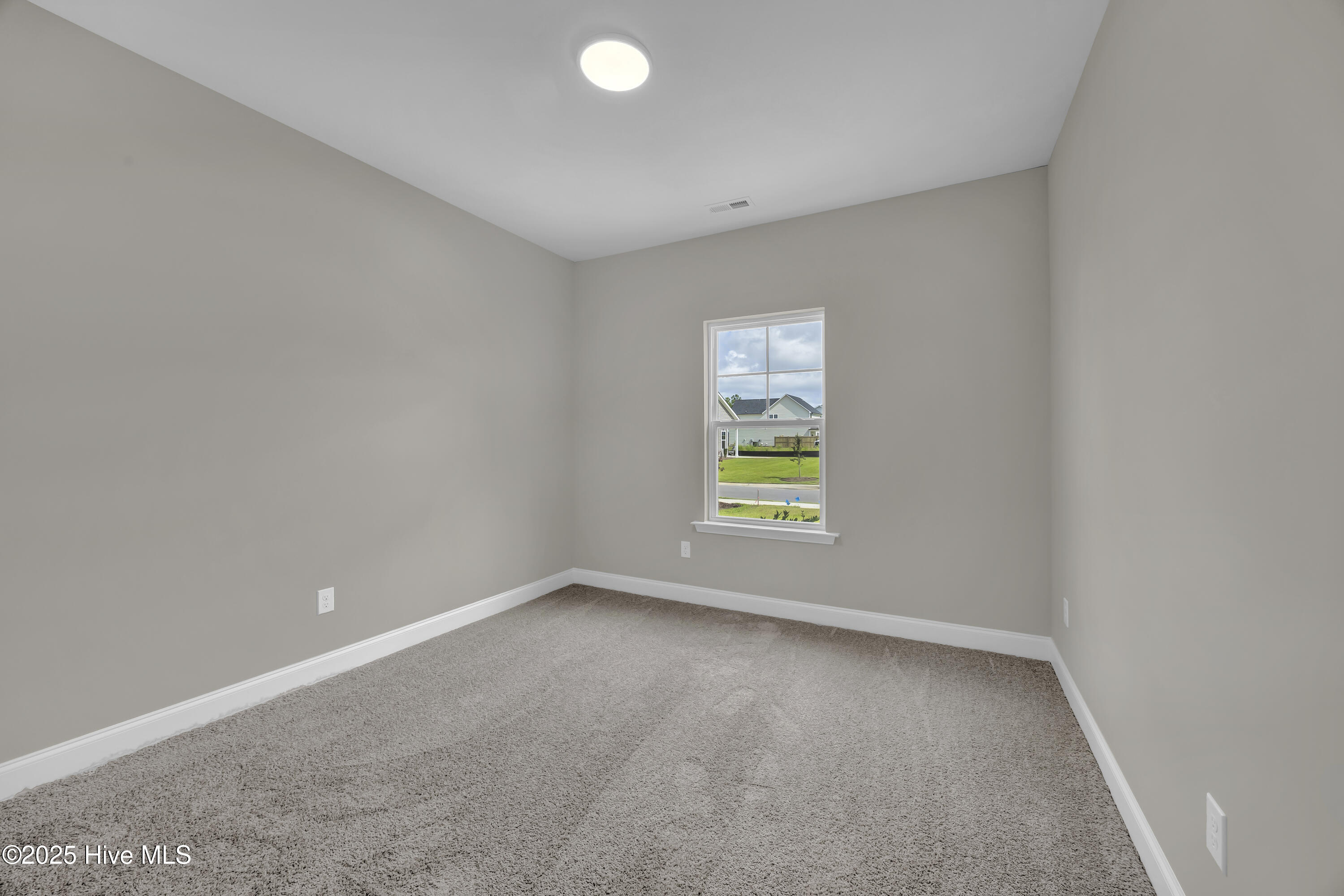 1053 Setting Sun Boulevard NE
