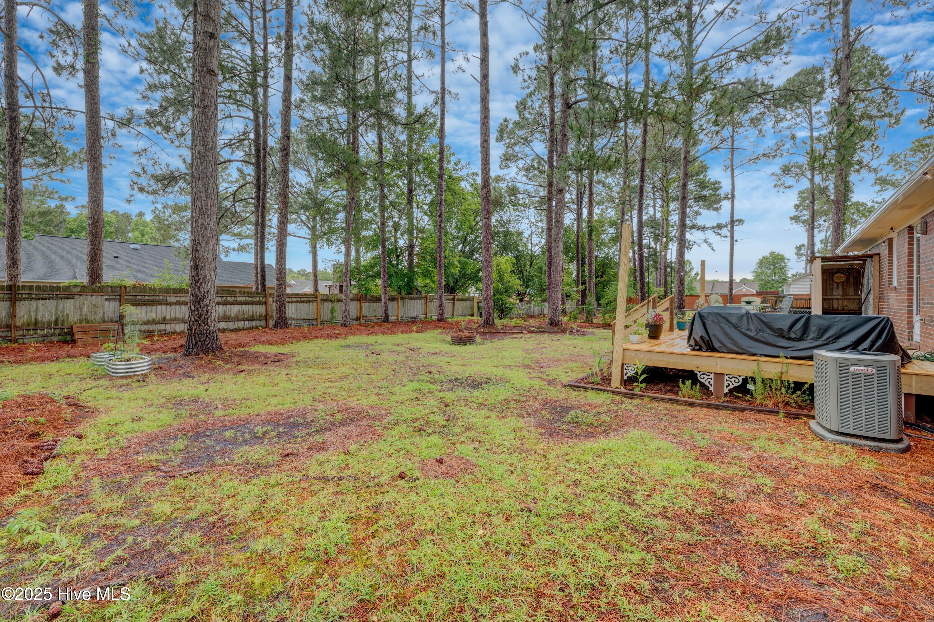 1525 Pointer Lane