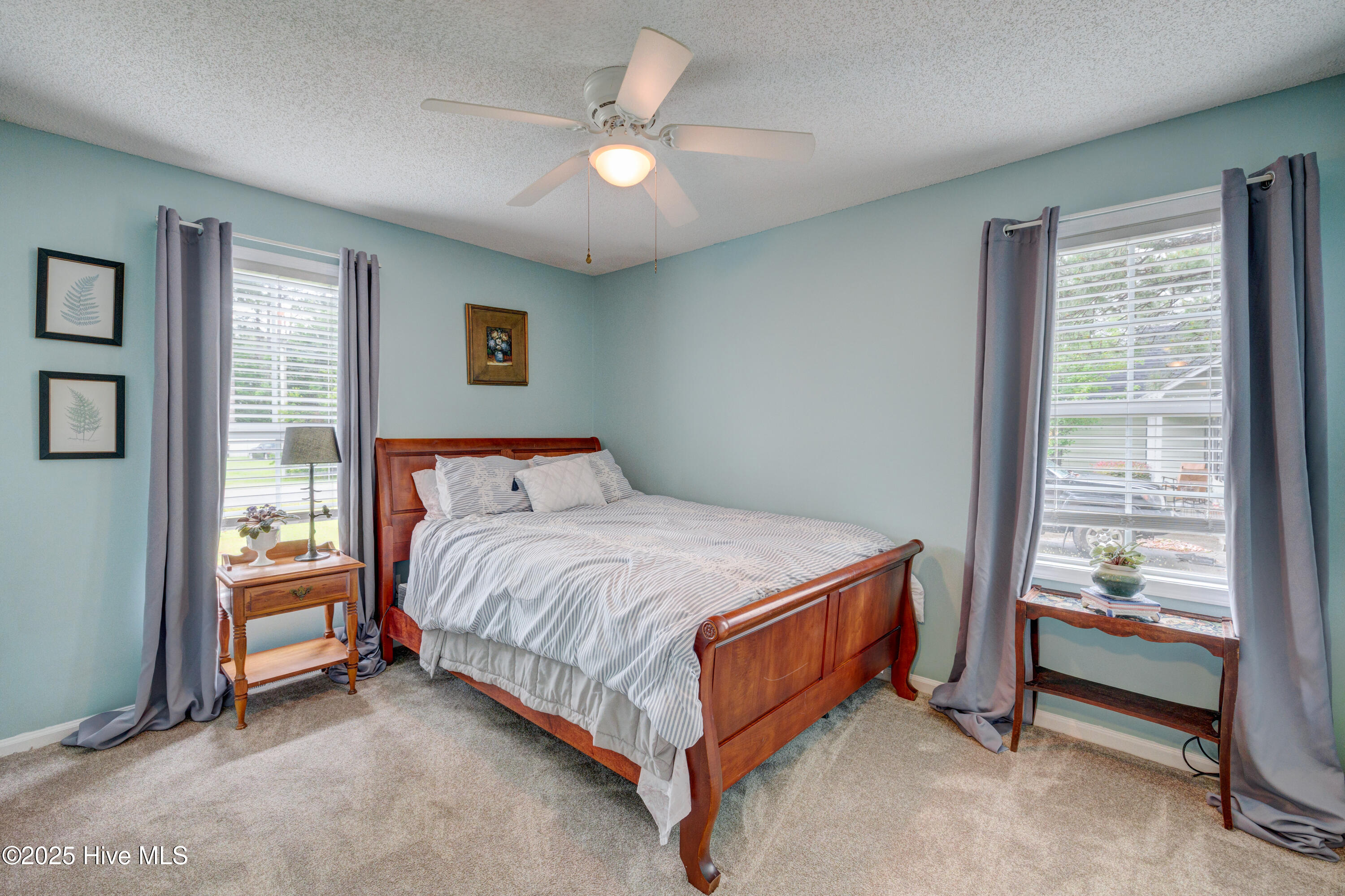 1525 Pointer Lane