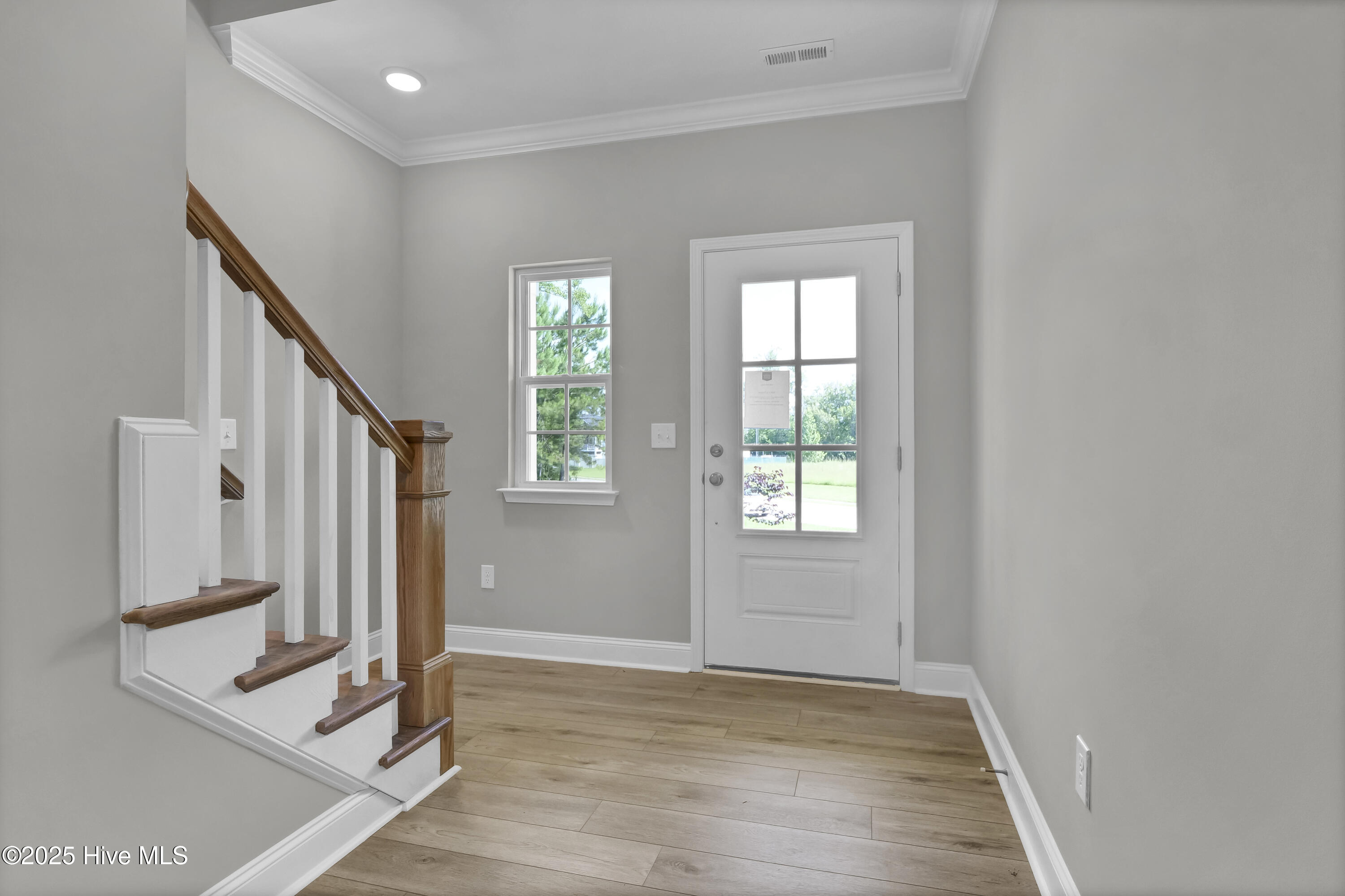 349 Eden Drive SW