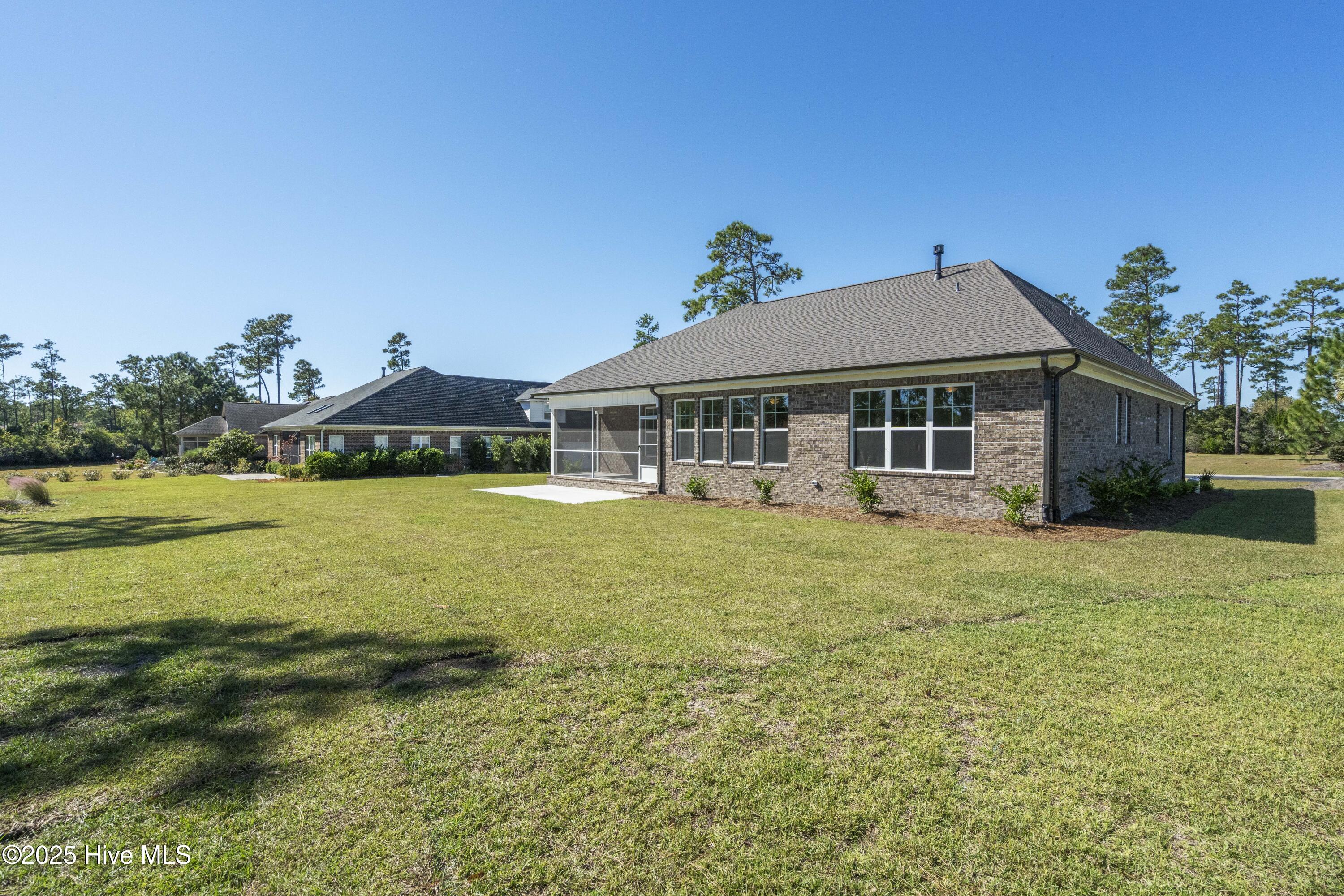 1273 St Simons Drive SE