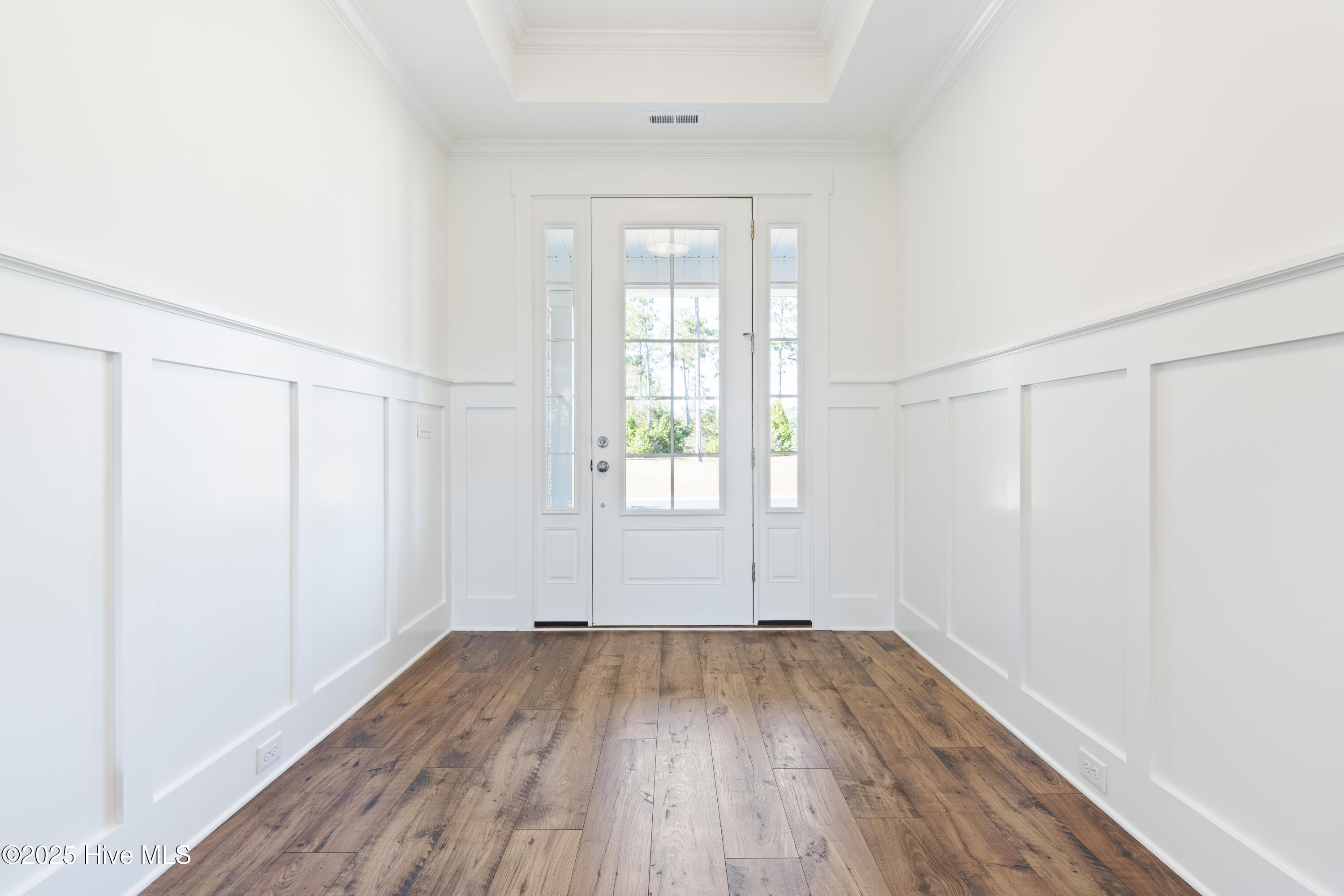 1273 St Simons Drive SE