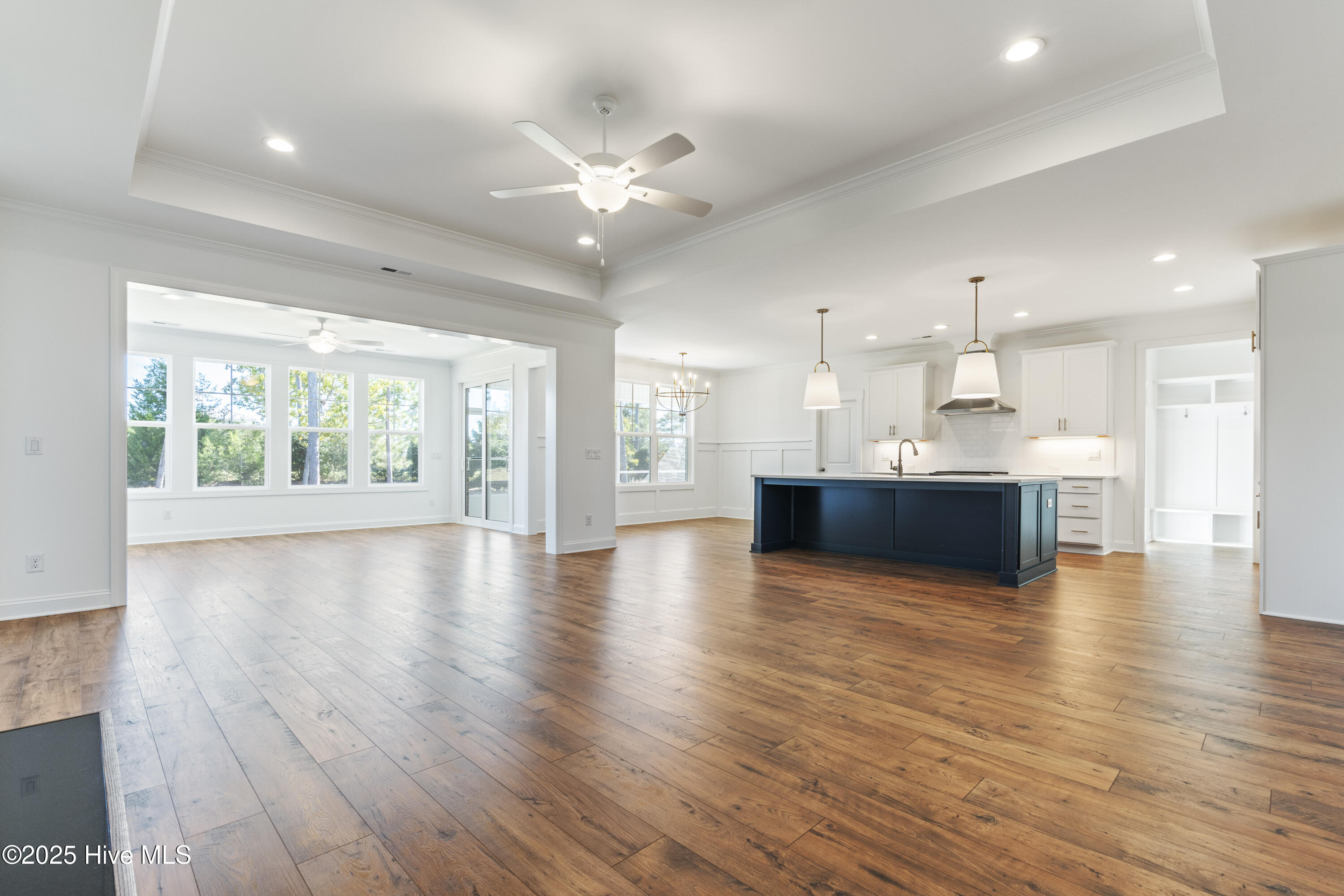 1273 St Simons Drive SE