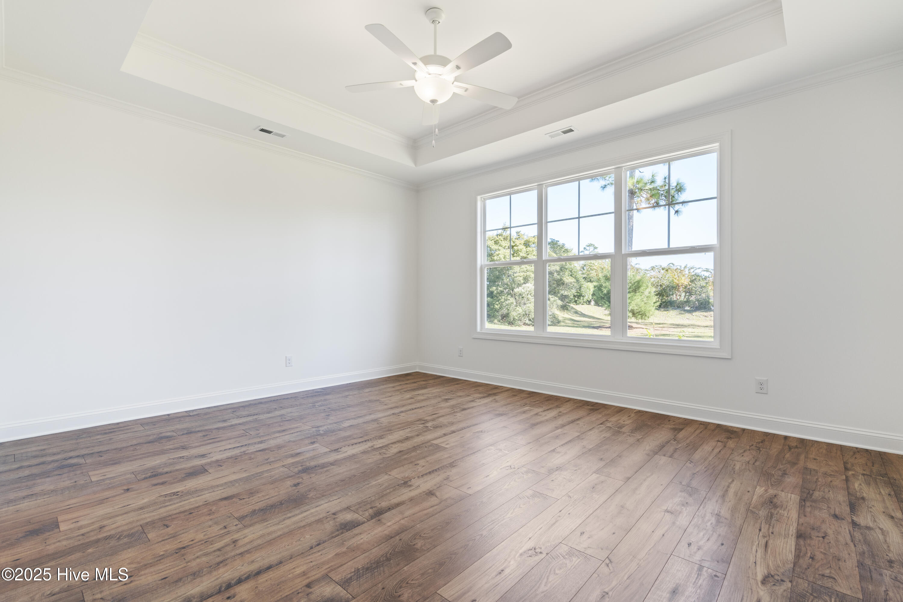 1273 St Simons Drive SE