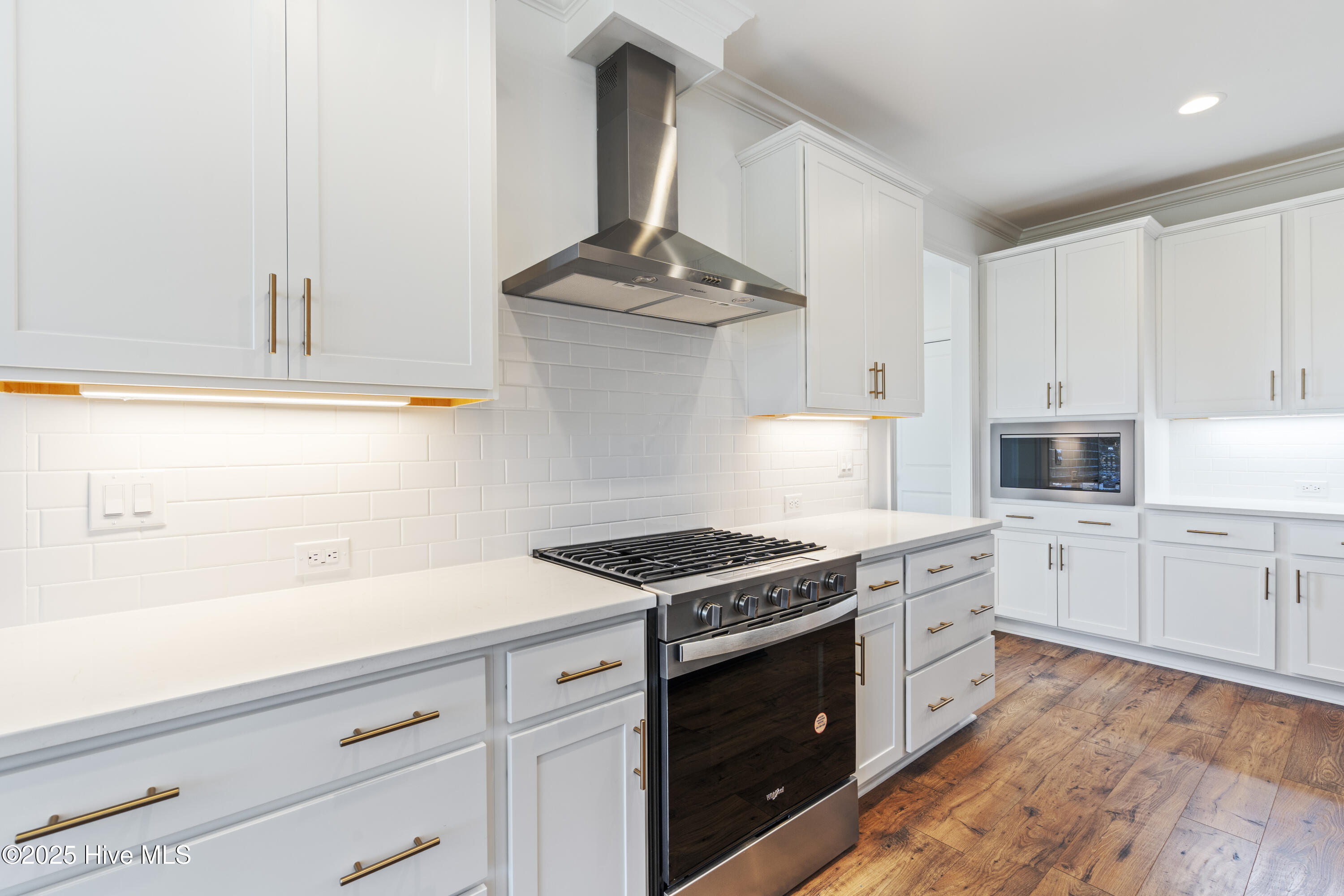 1273 St Simons Drive SE