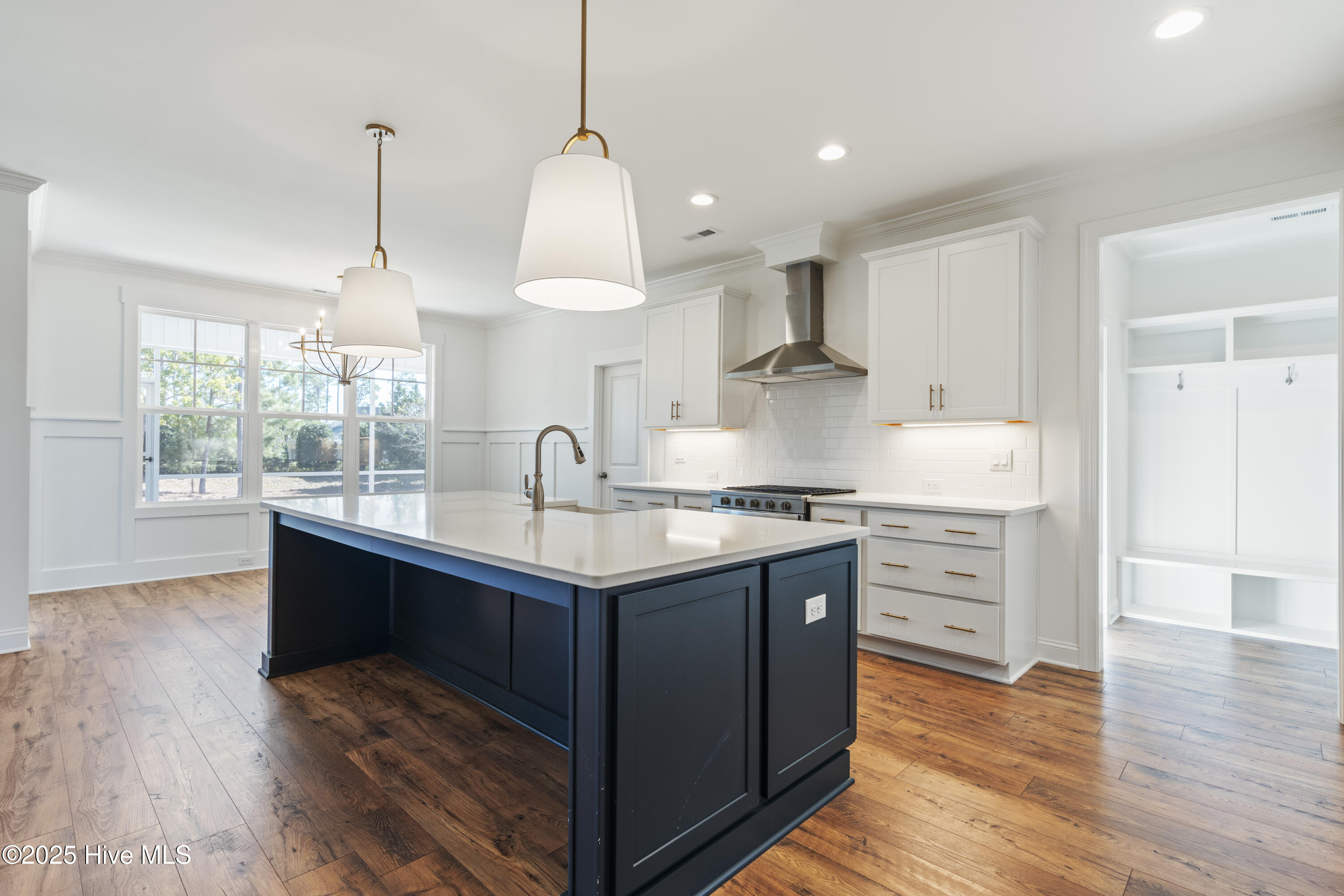 1273 St Simons Drive SE