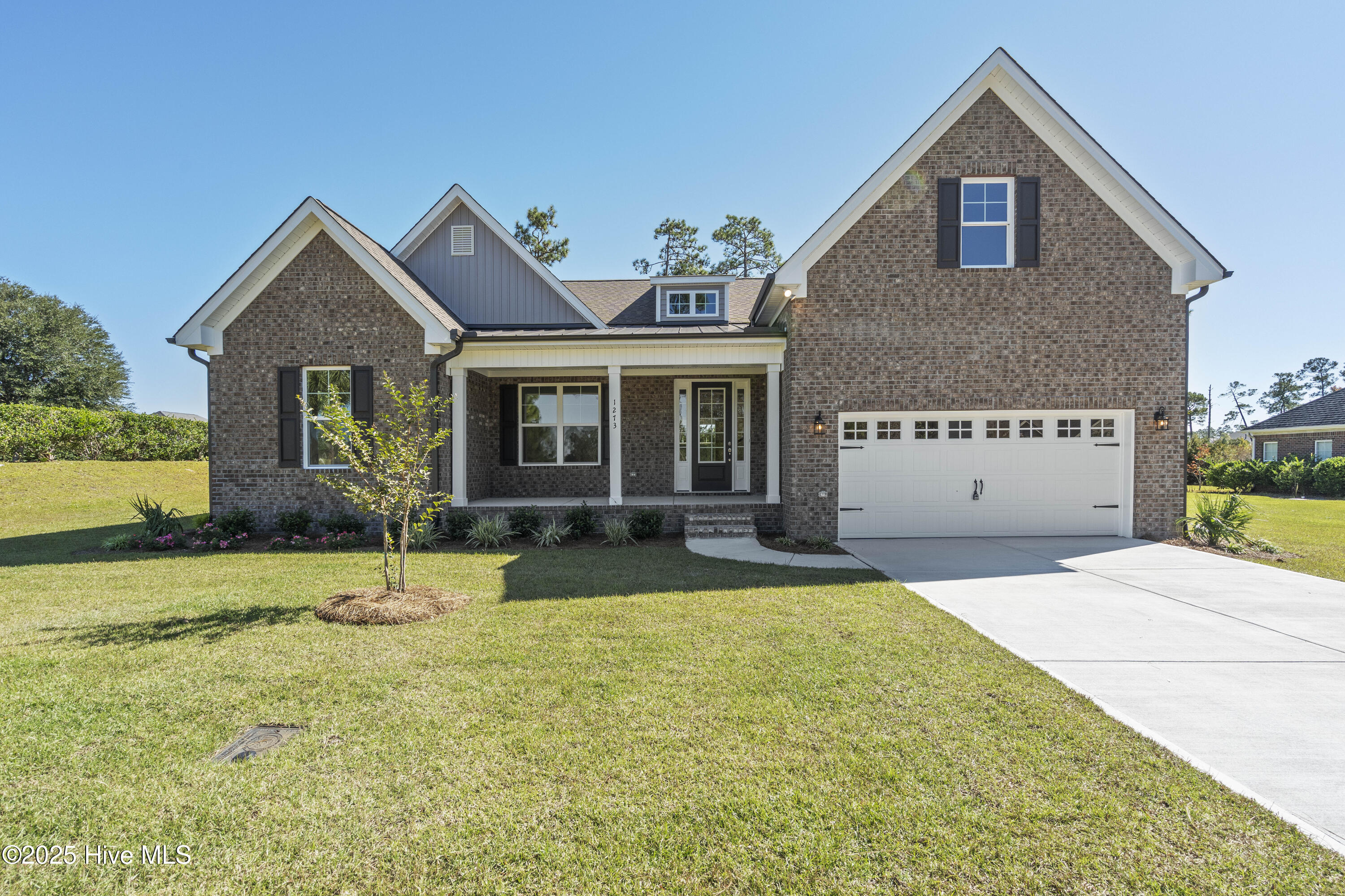 1273 St Simons Drive SE