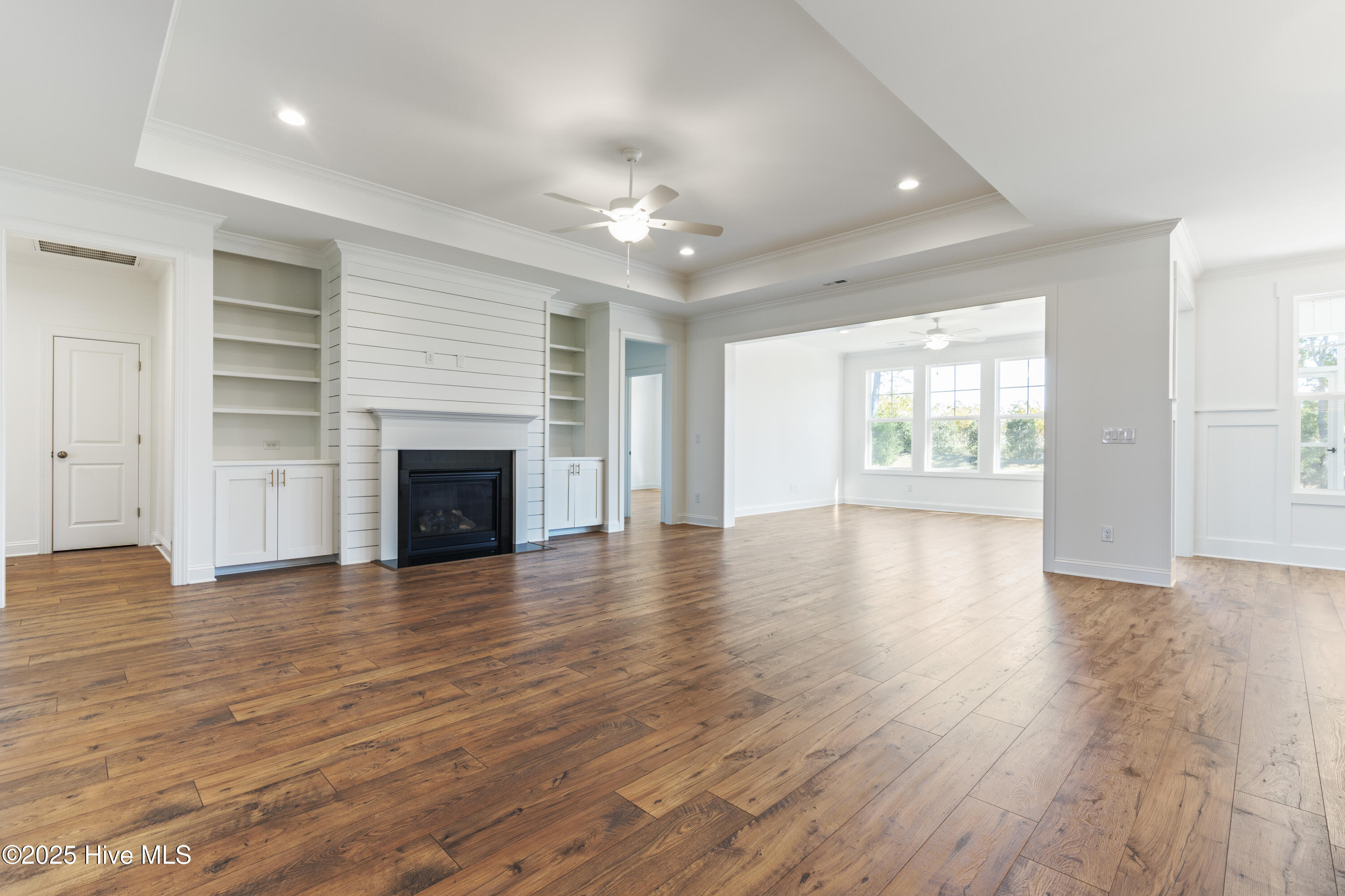 1273 St Simons Drive SE