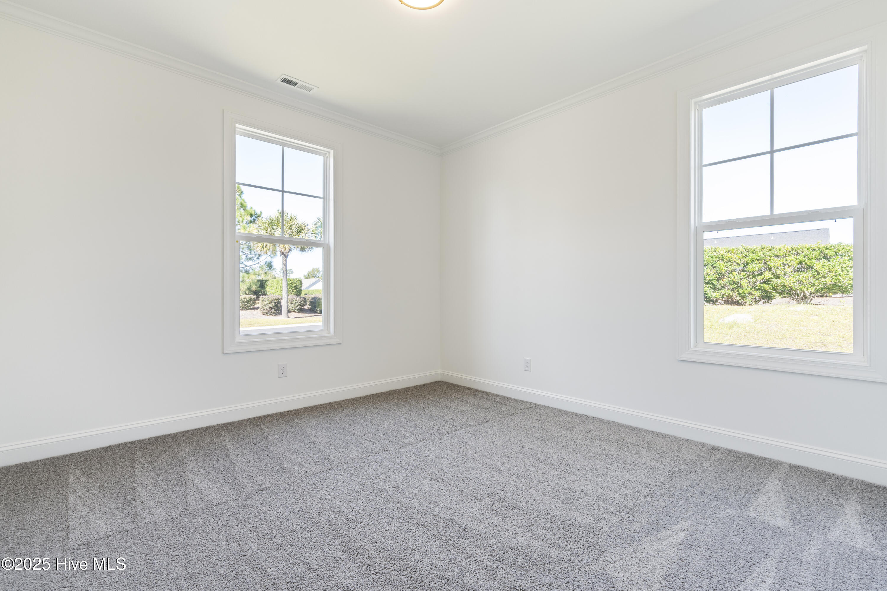 1273 St Simons Drive SE