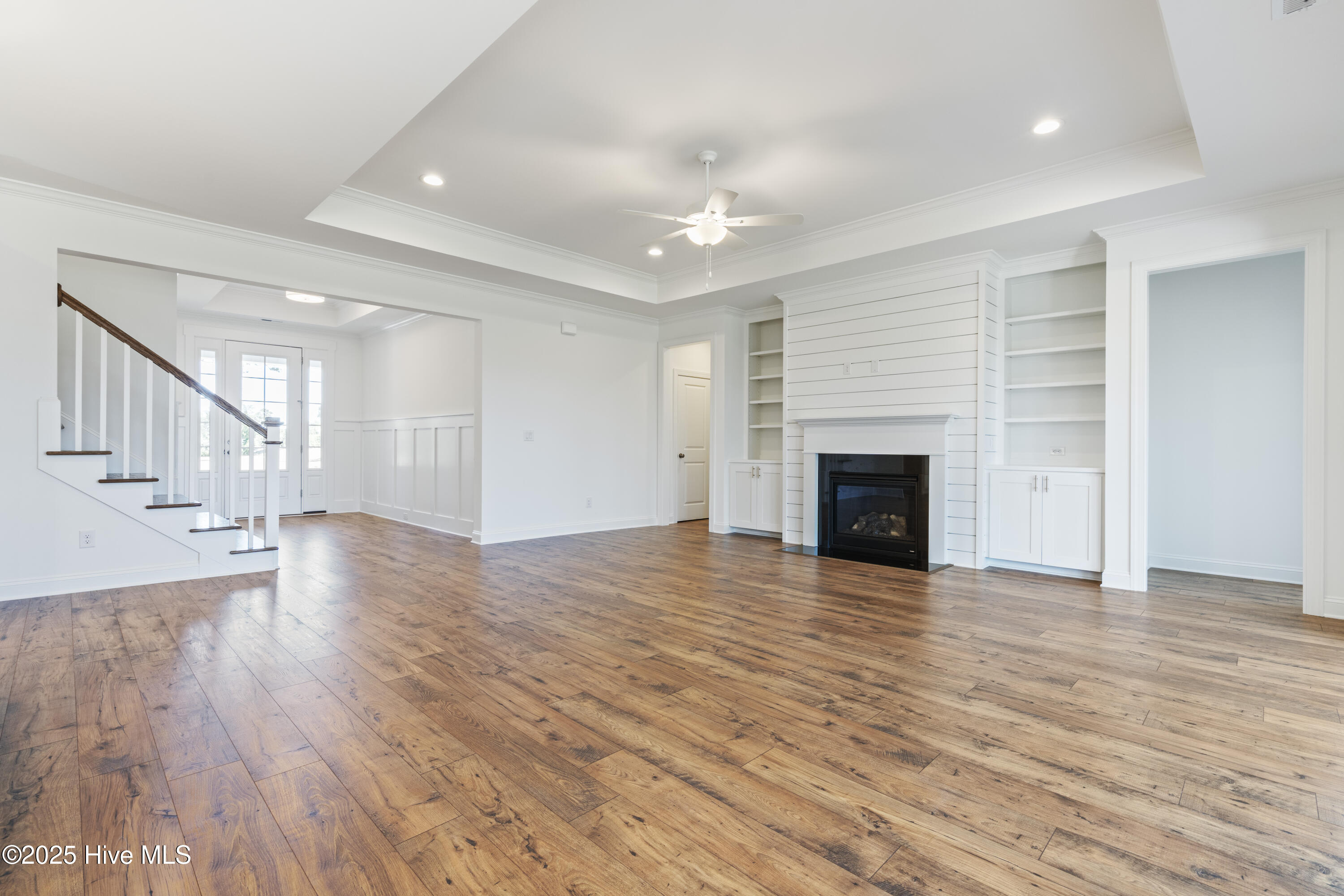 1273 St Simons Drive SE