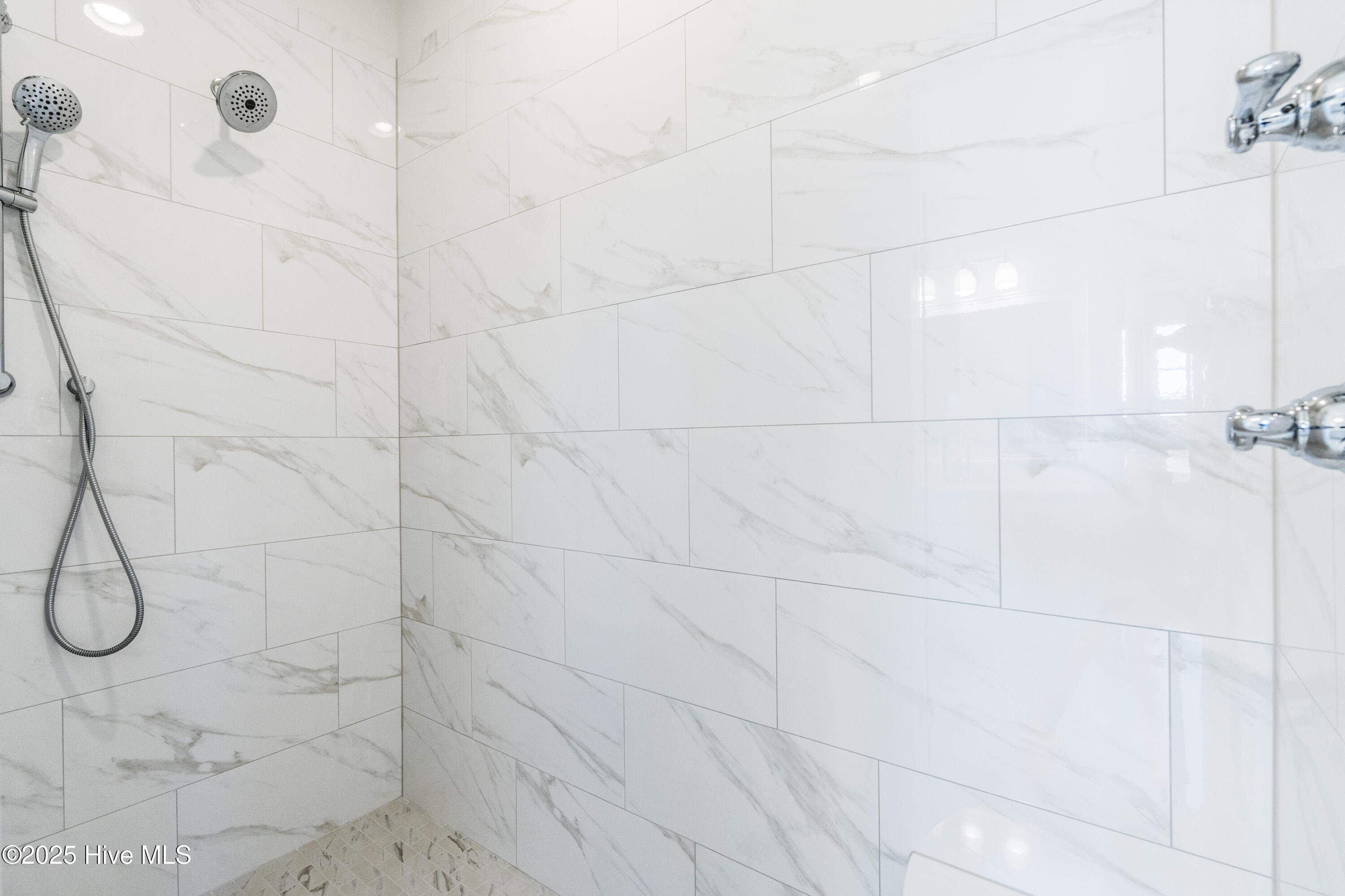 1273 St Simons Drive SE