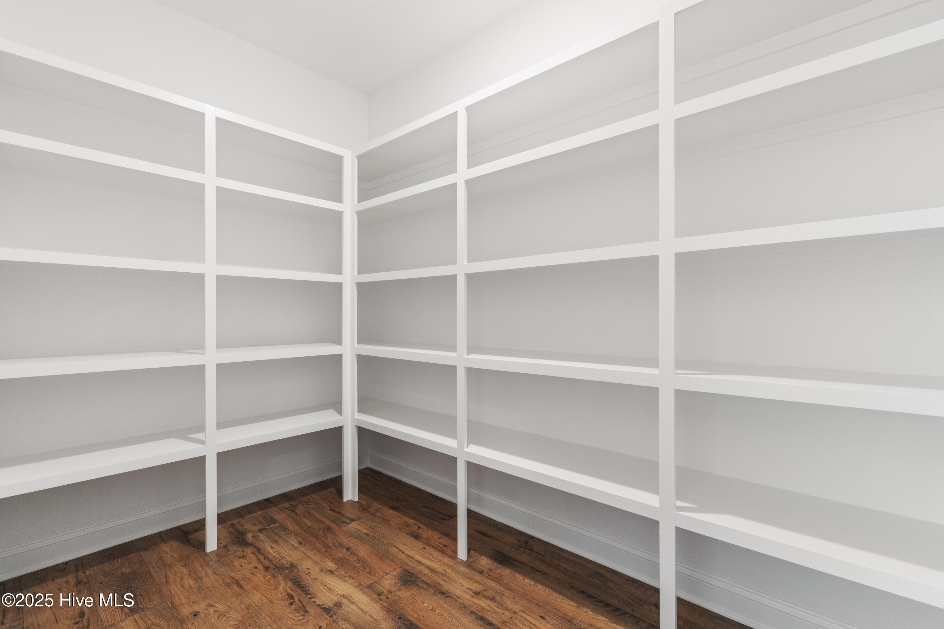 1273 St Simons Drive SE