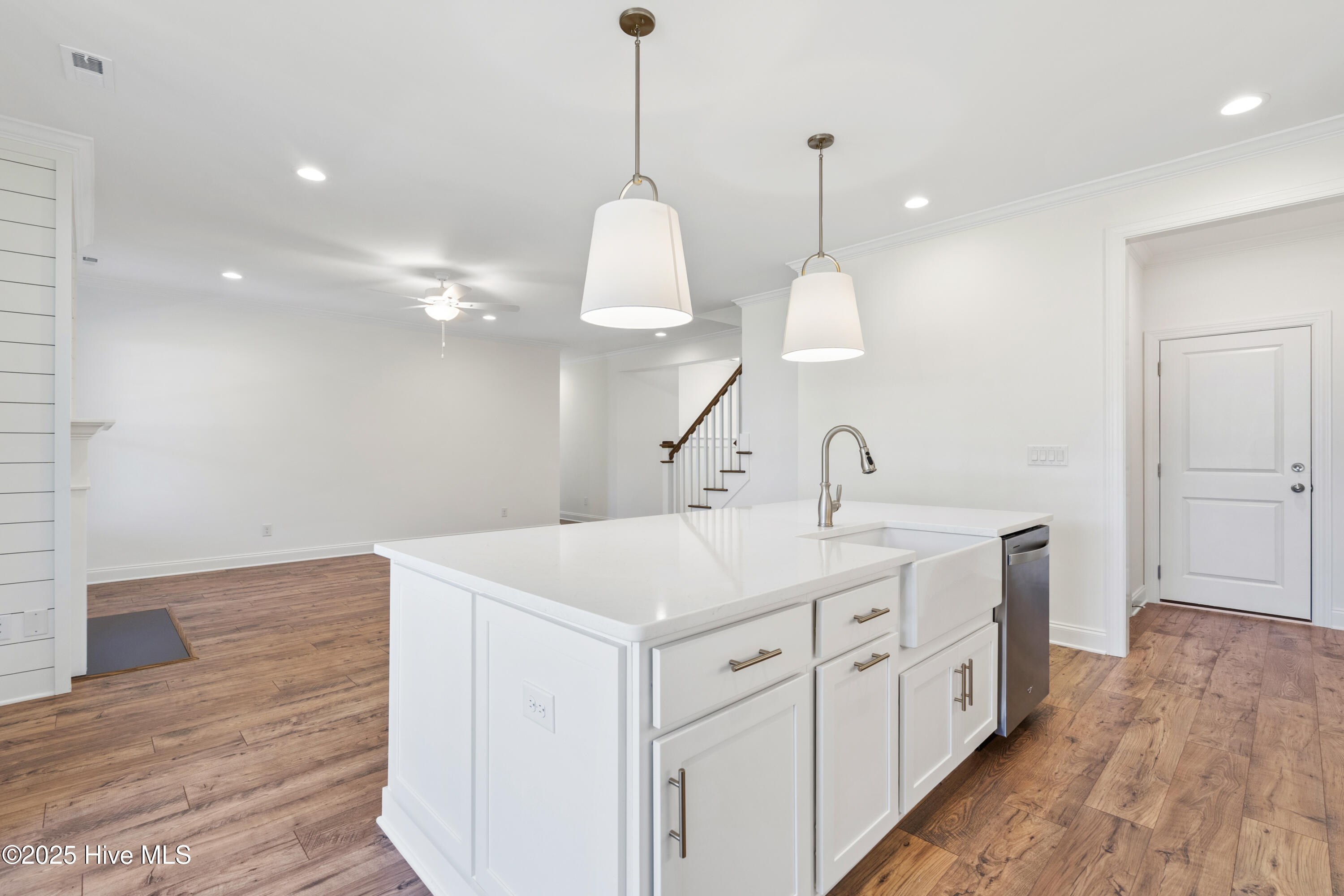 1156 Turnata Drive SE