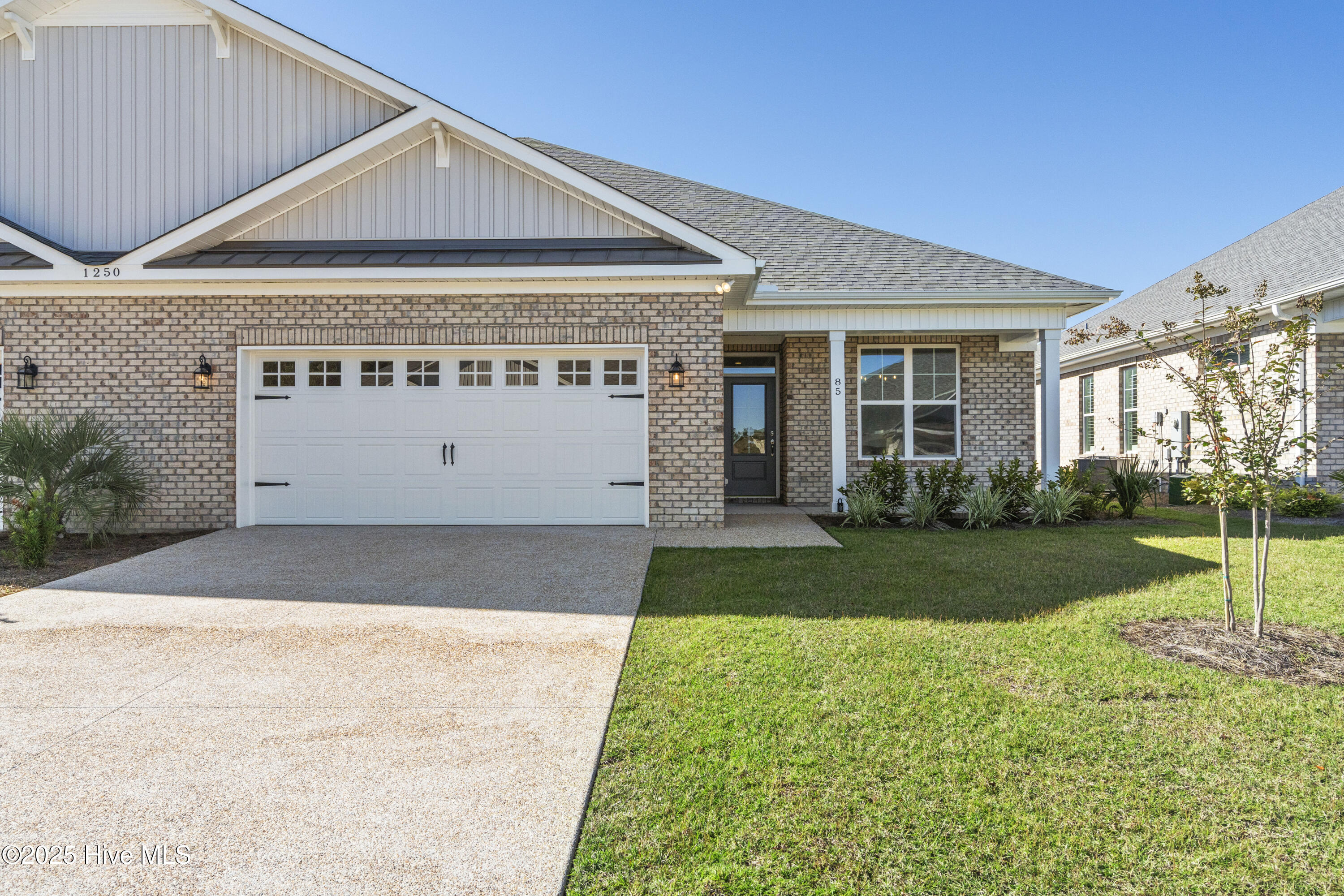 1250 Formosa Drive SE, 85