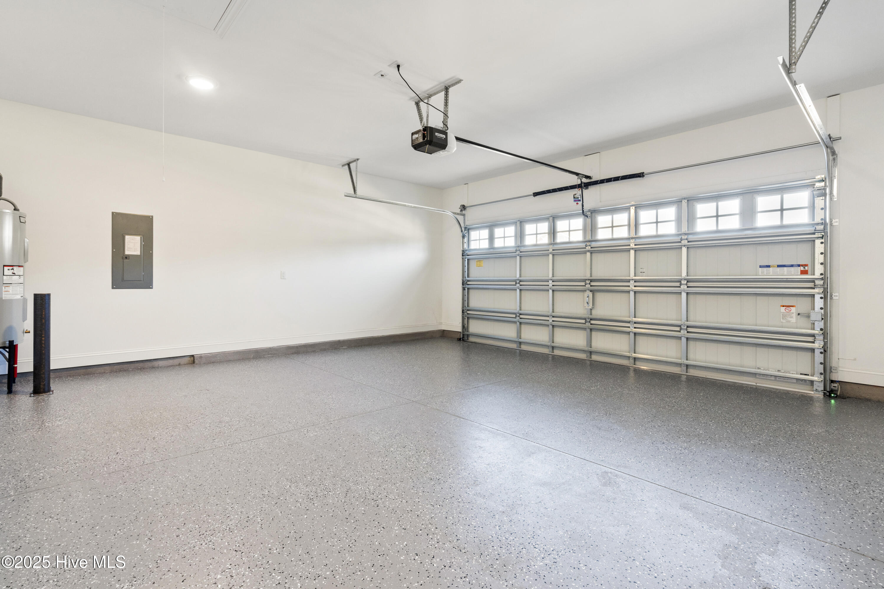 1250 Formosa Drive SE, 85