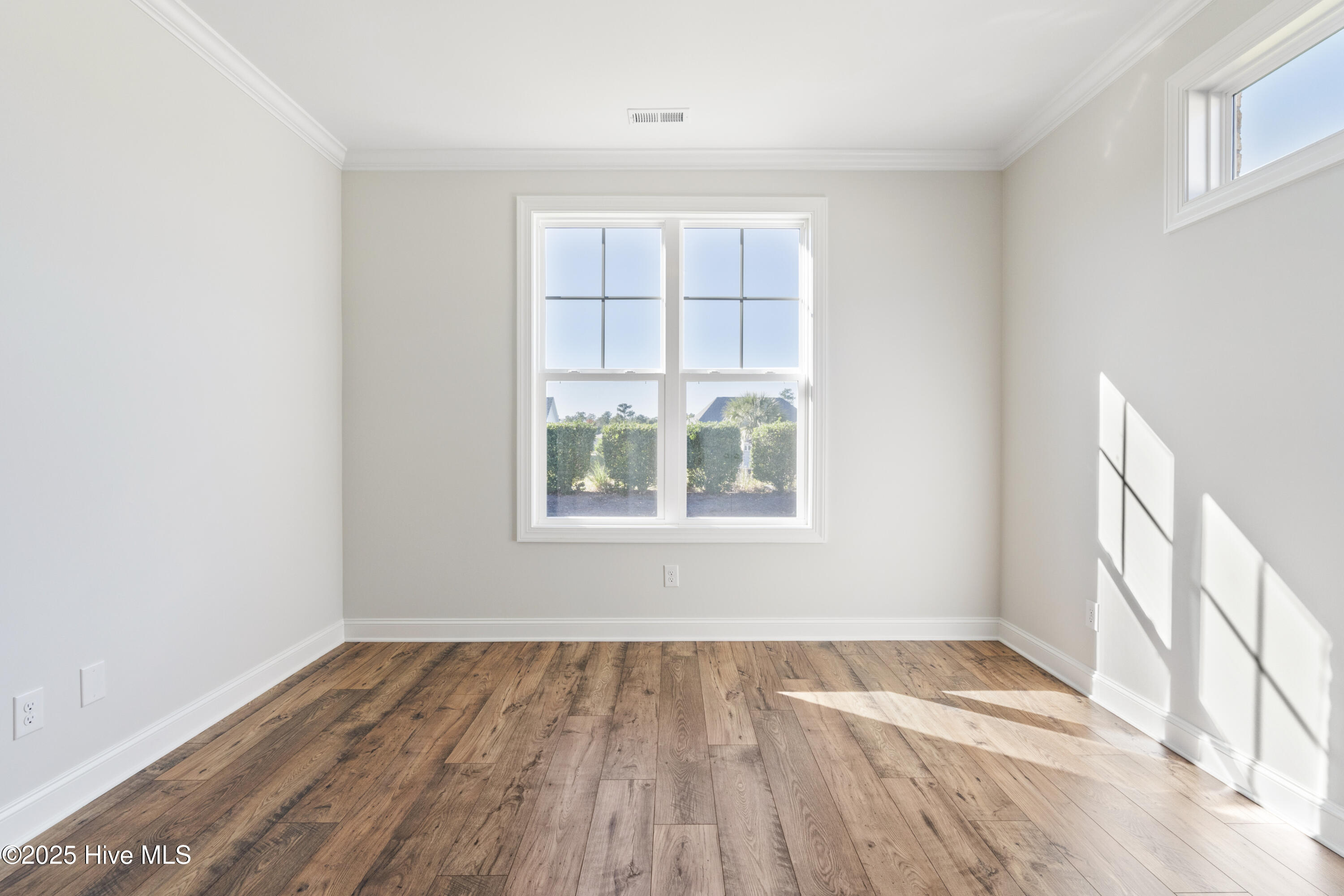 1250 Formosa Drive SE, 85