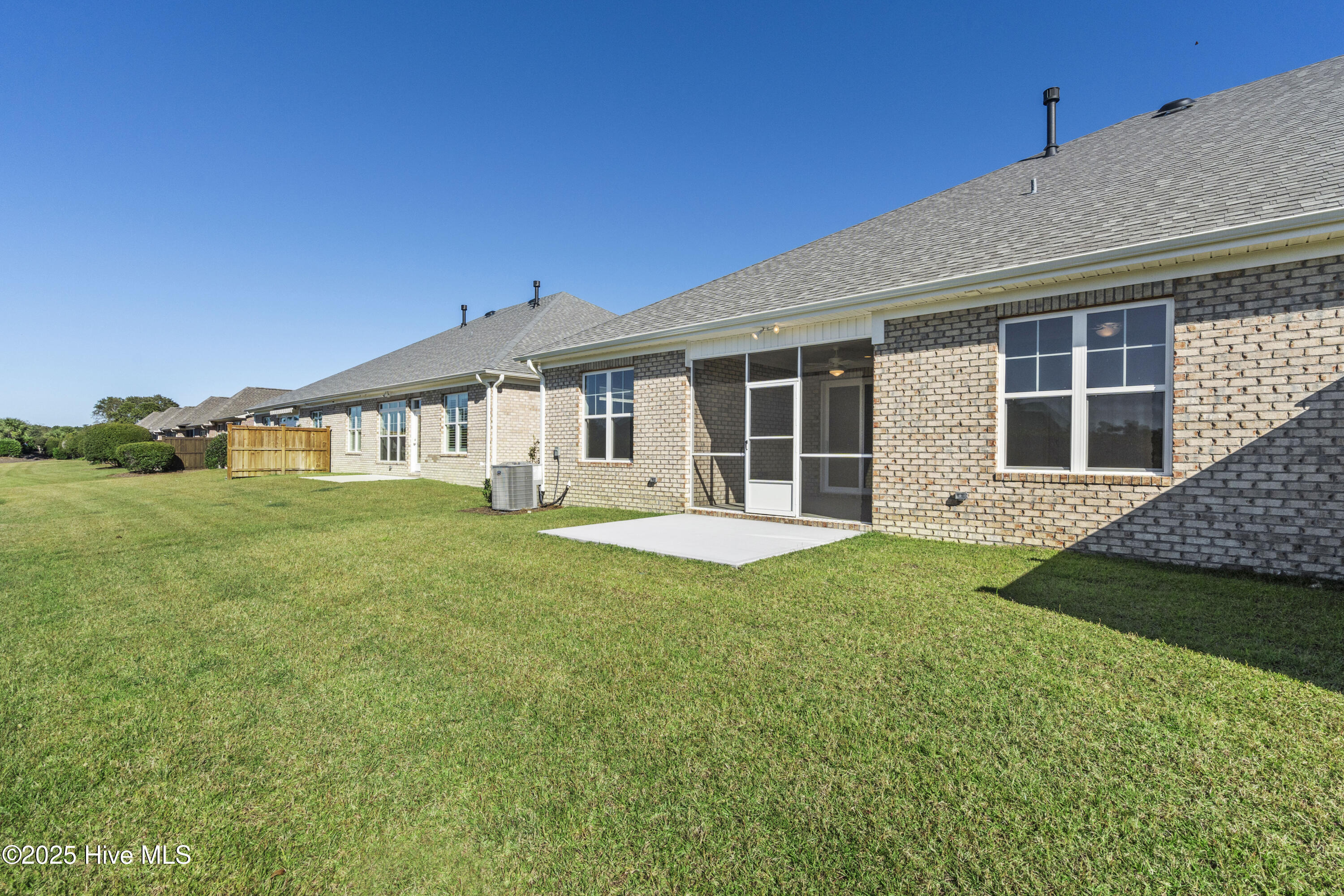 1250 Formosa Drive SE, 85