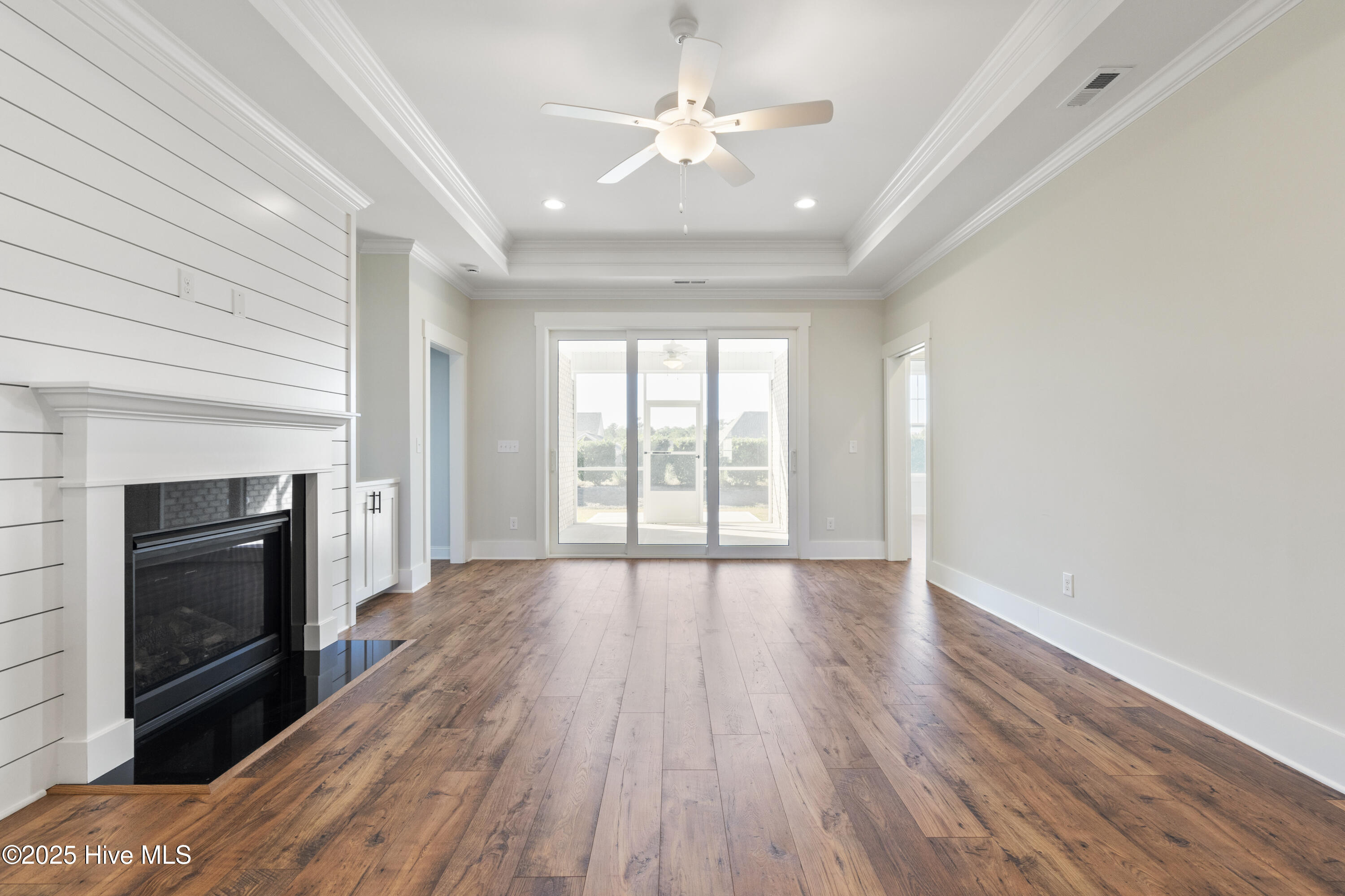 1250 Formosa Drive SE, 85