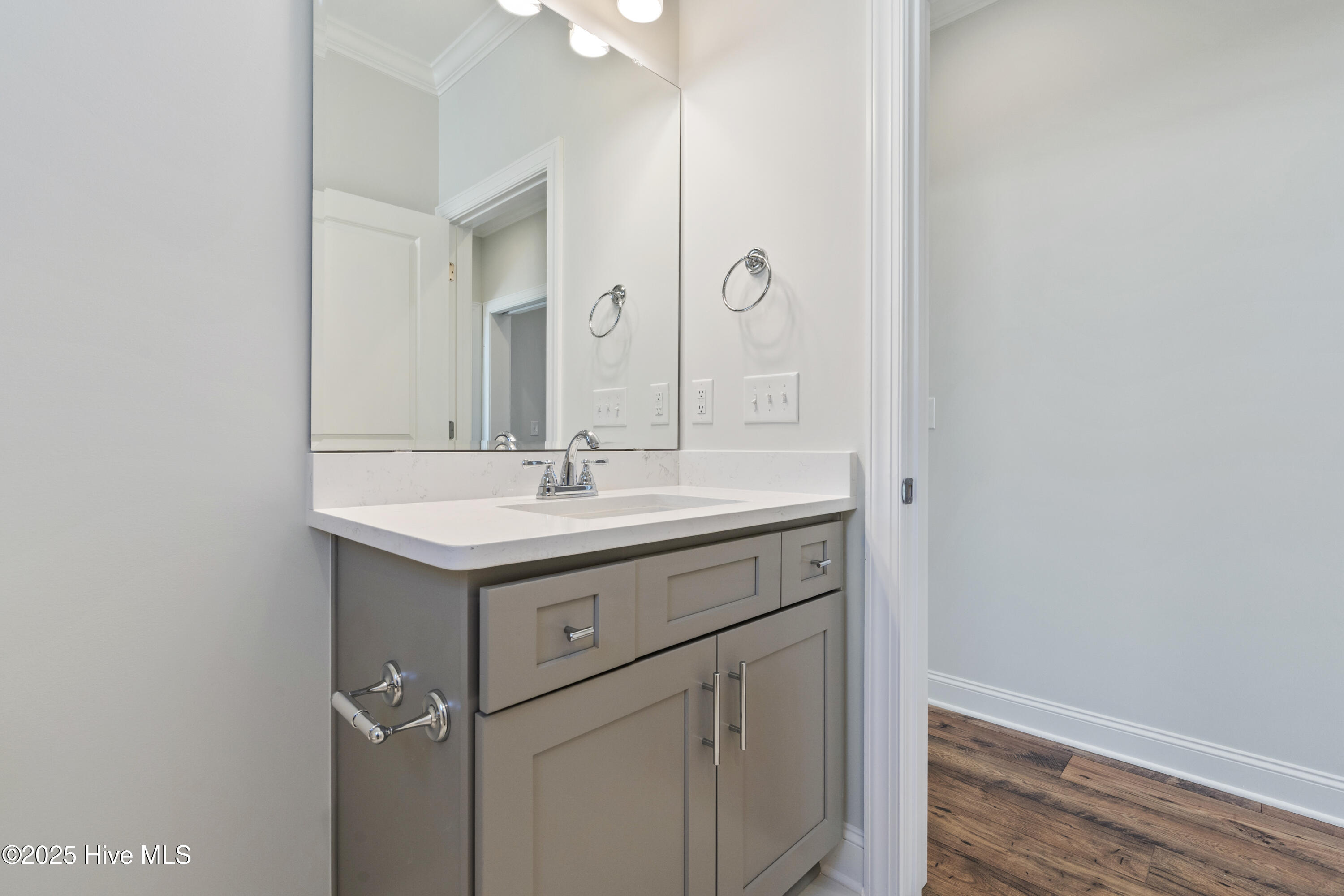 1250 Formosa Drive SE, 85