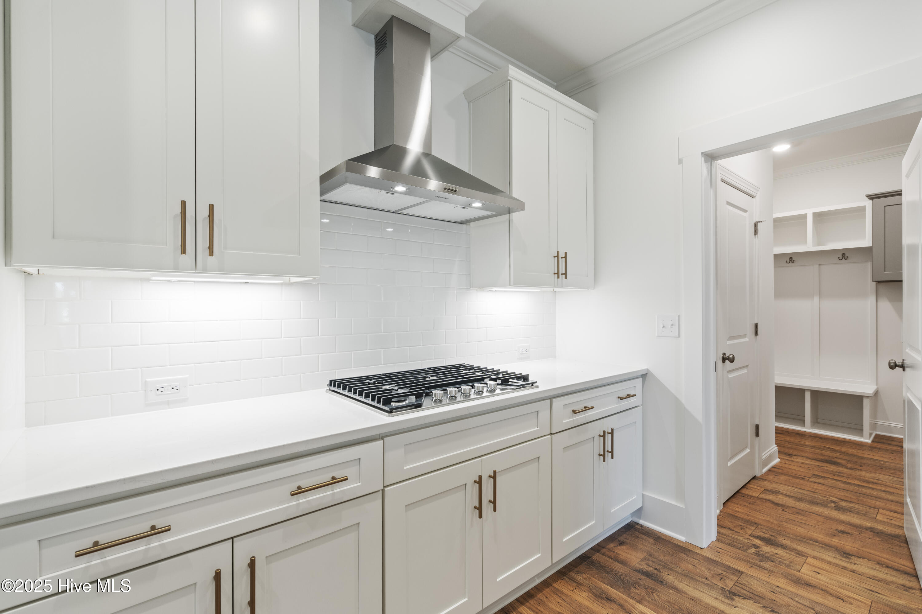 1246 Formosa Drive SE, 83