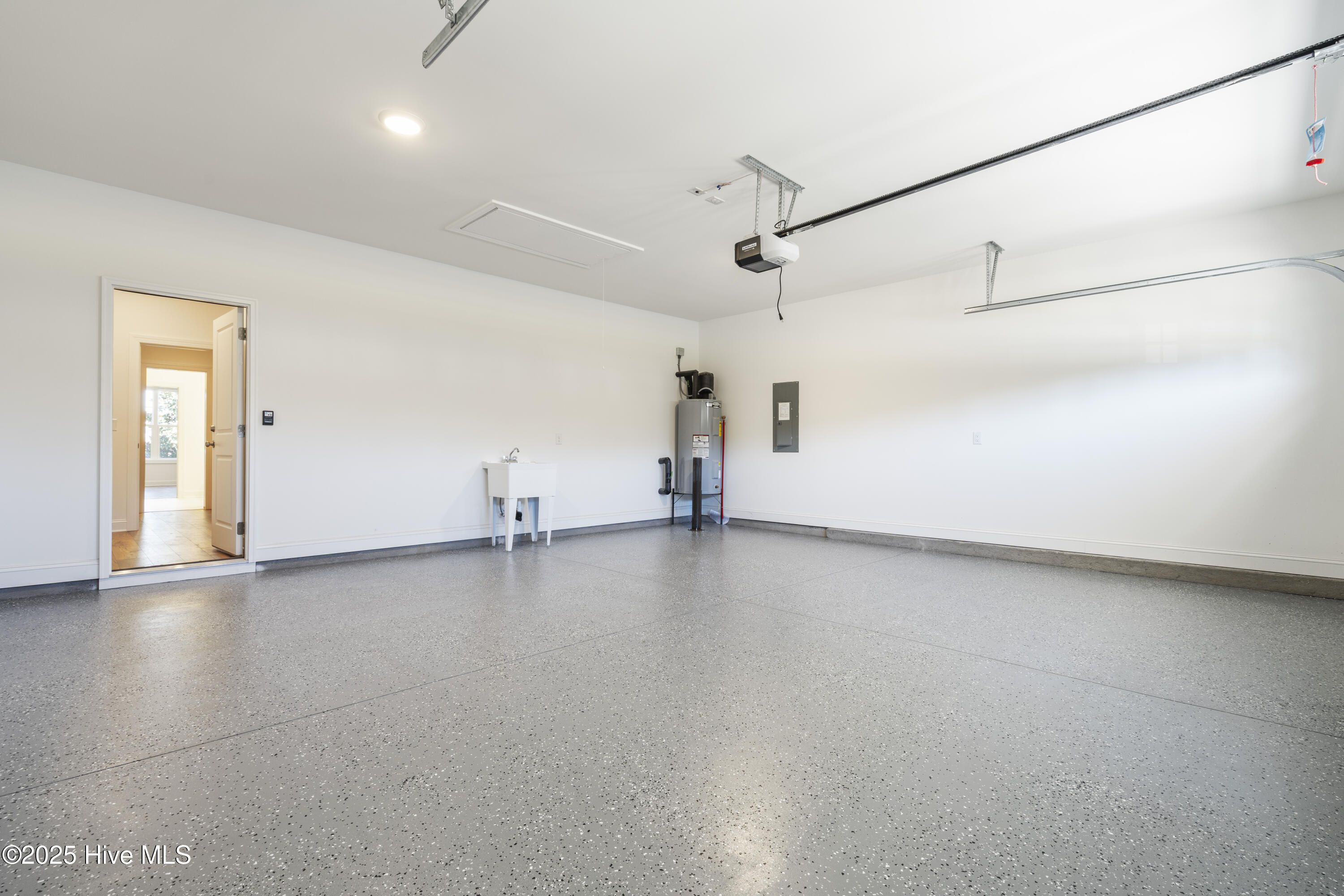 1246 Formosa Drive SE, 83