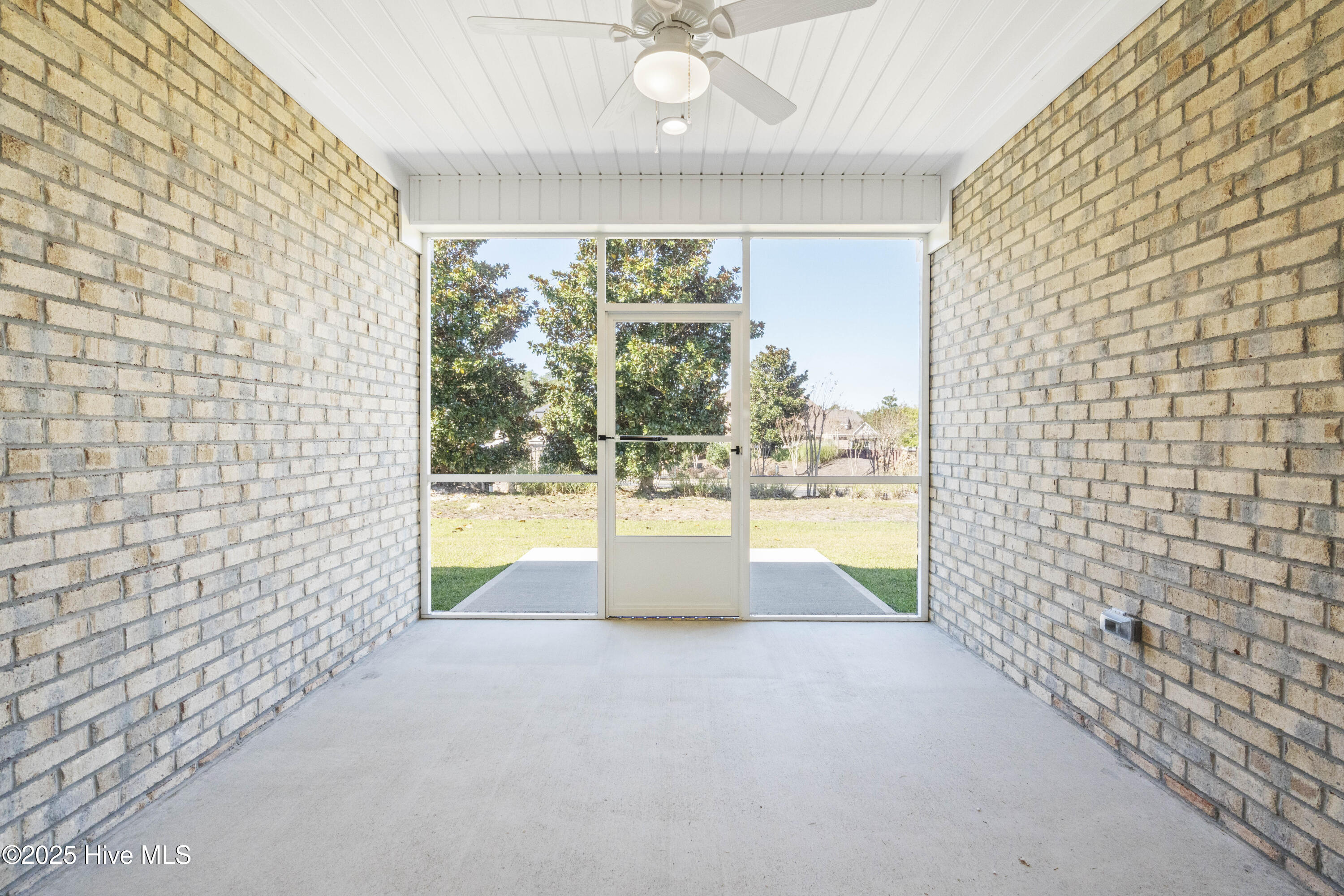 1246 Formosa Drive SE, 83