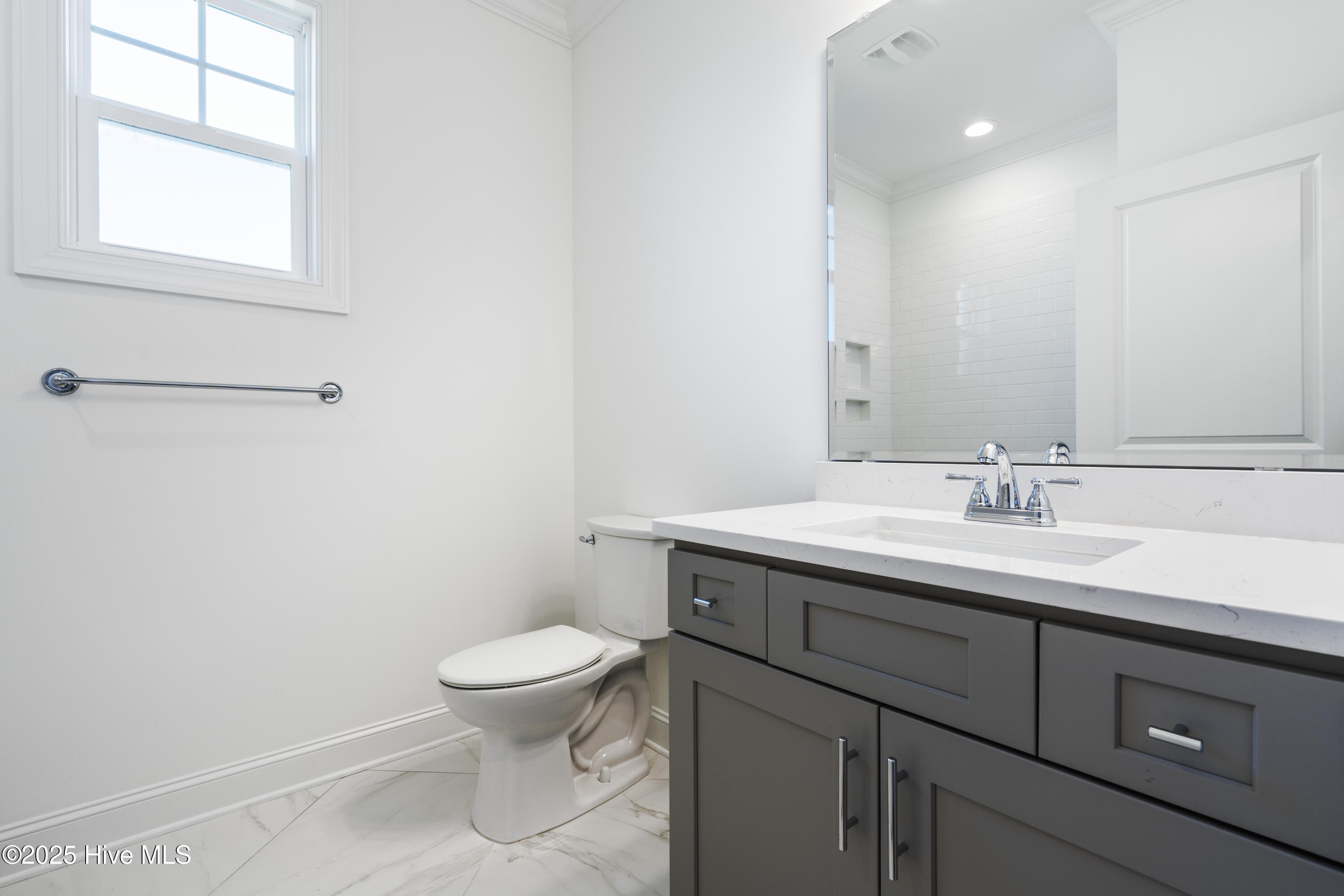 1246 Formosa Drive SE, 83