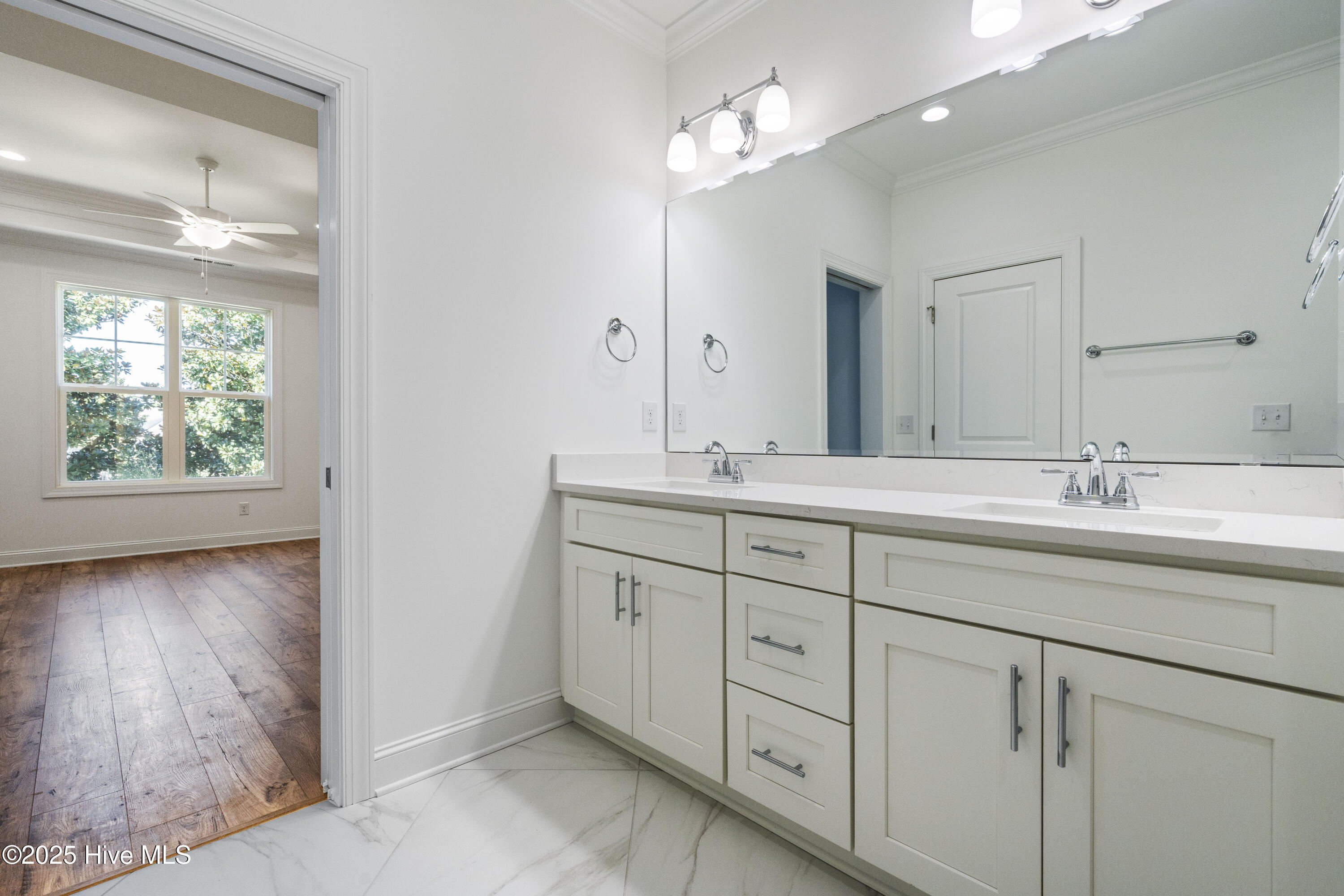 1246 Formosa Drive SE, 83