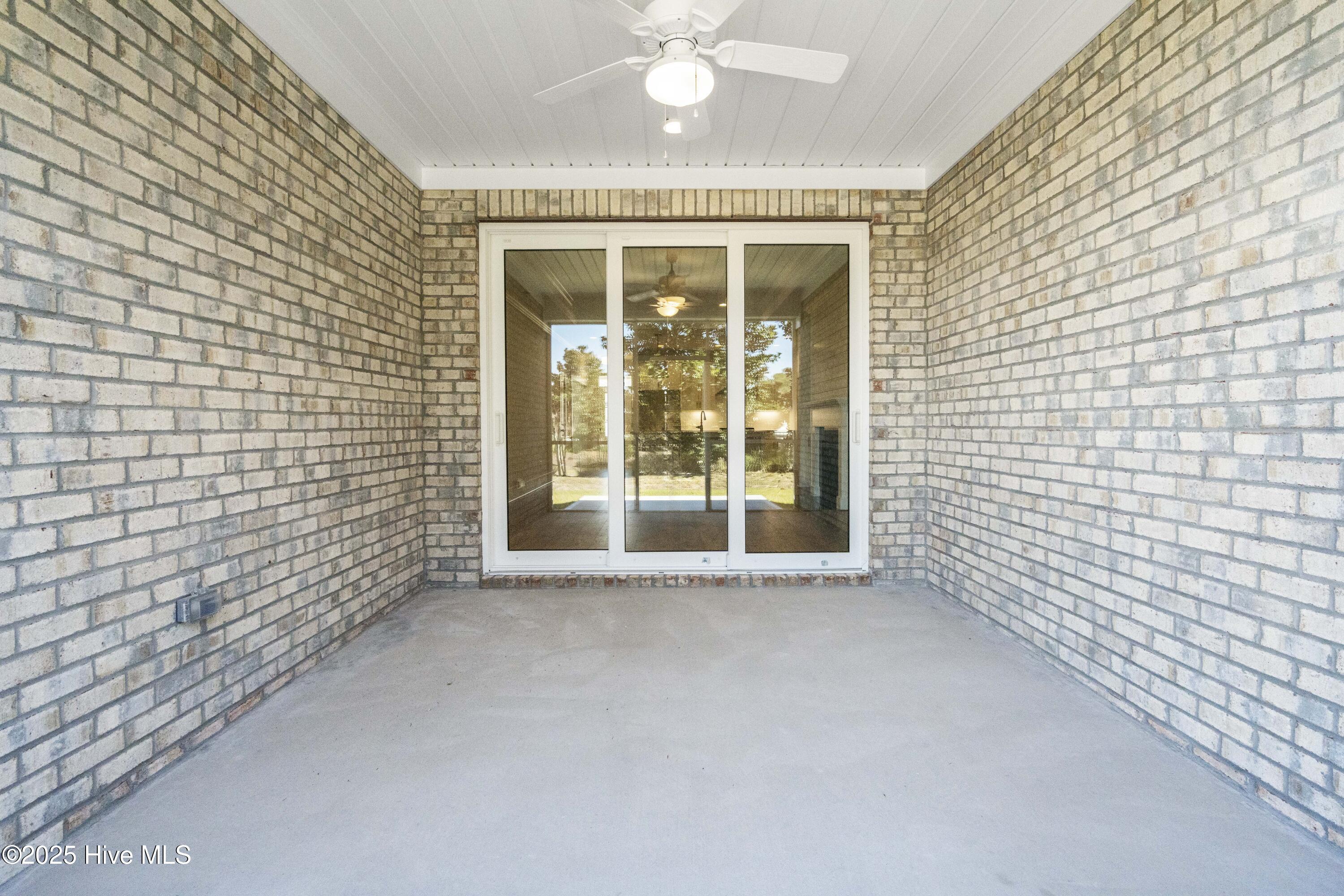 1246 Formosa Drive SE, 83