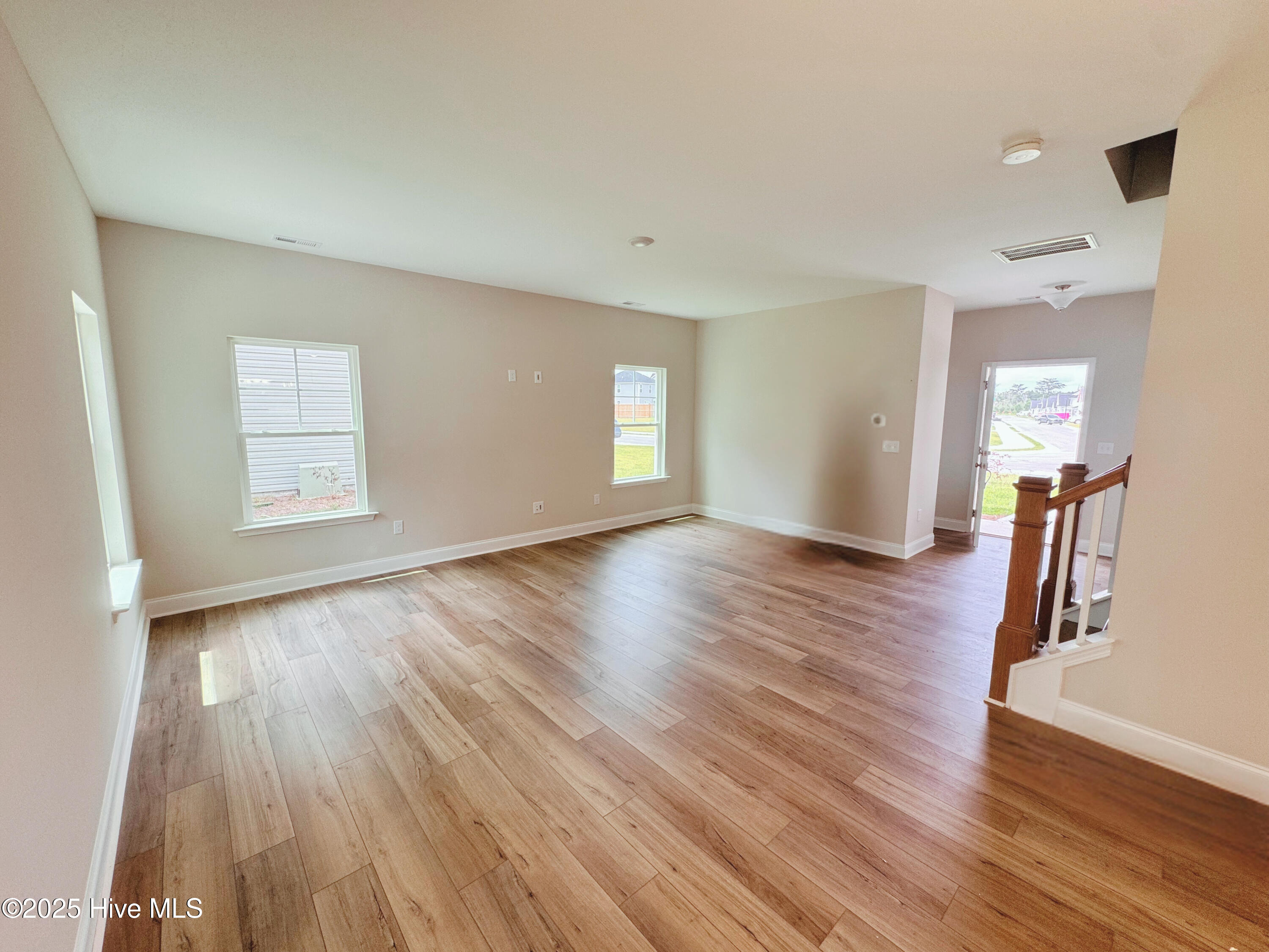 2009 Twilight Drive NE