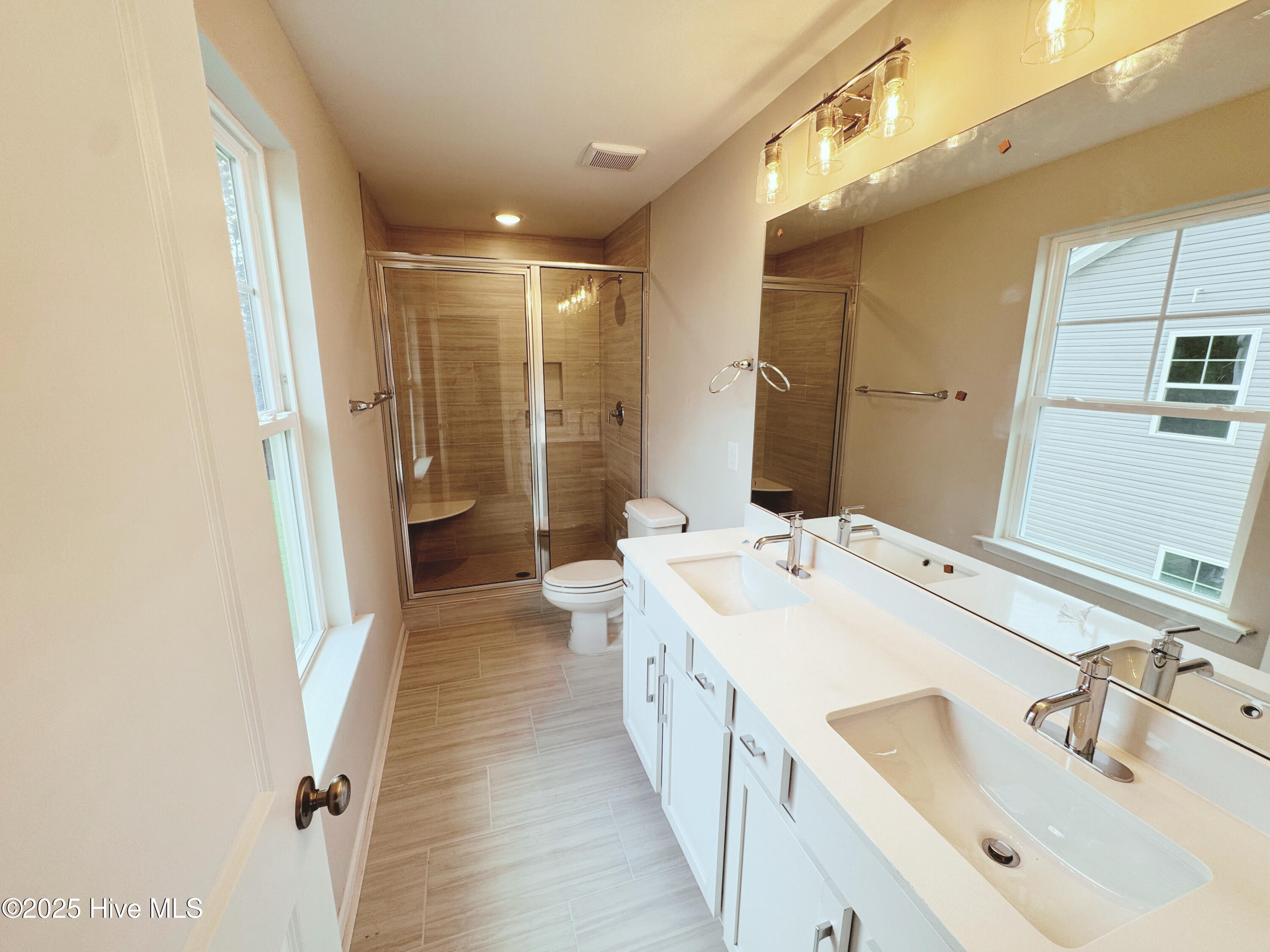 2009 Twilight Drive NE