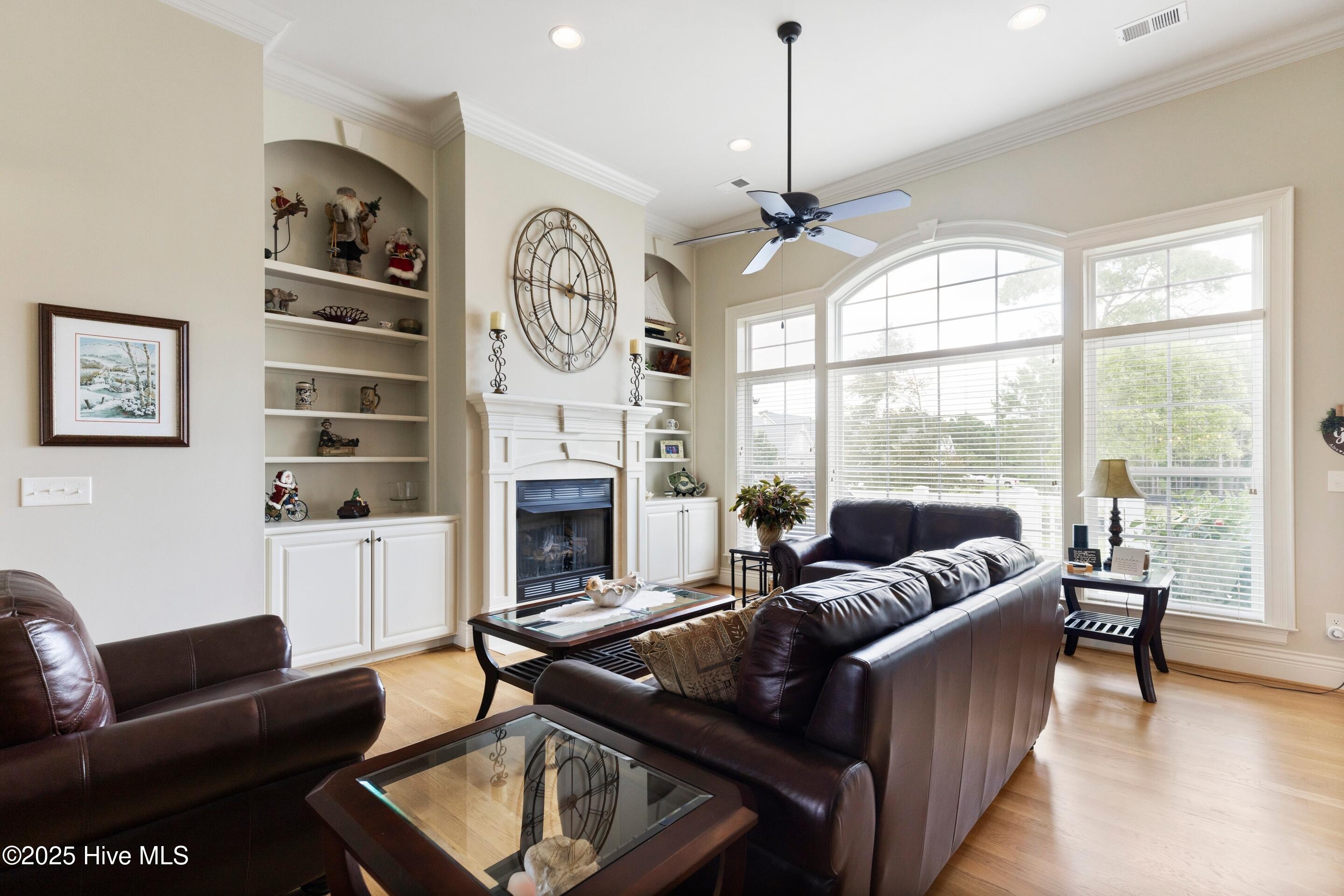 3298 Kensington Square SW